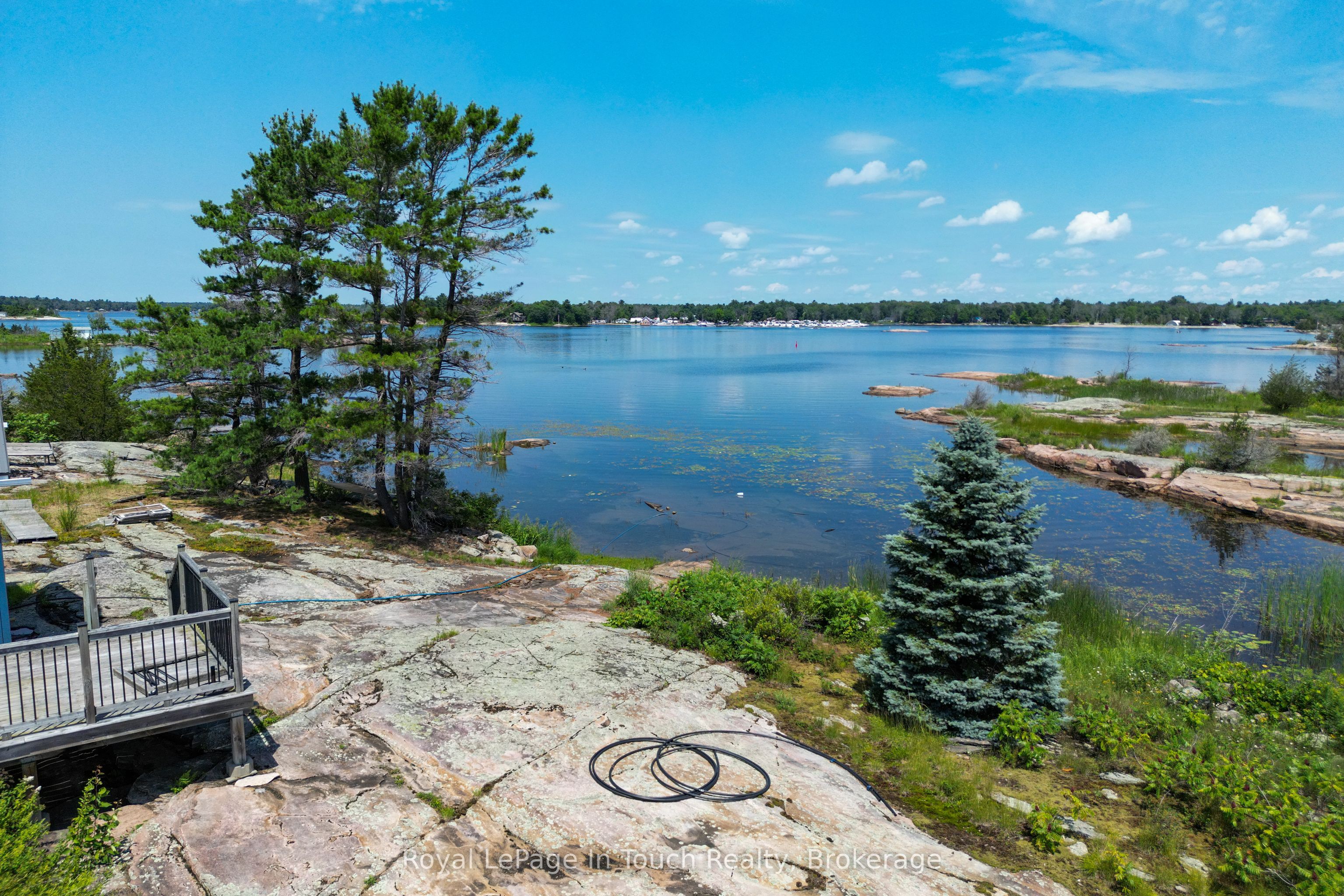 4 Island 470 N/a Property Photo 3