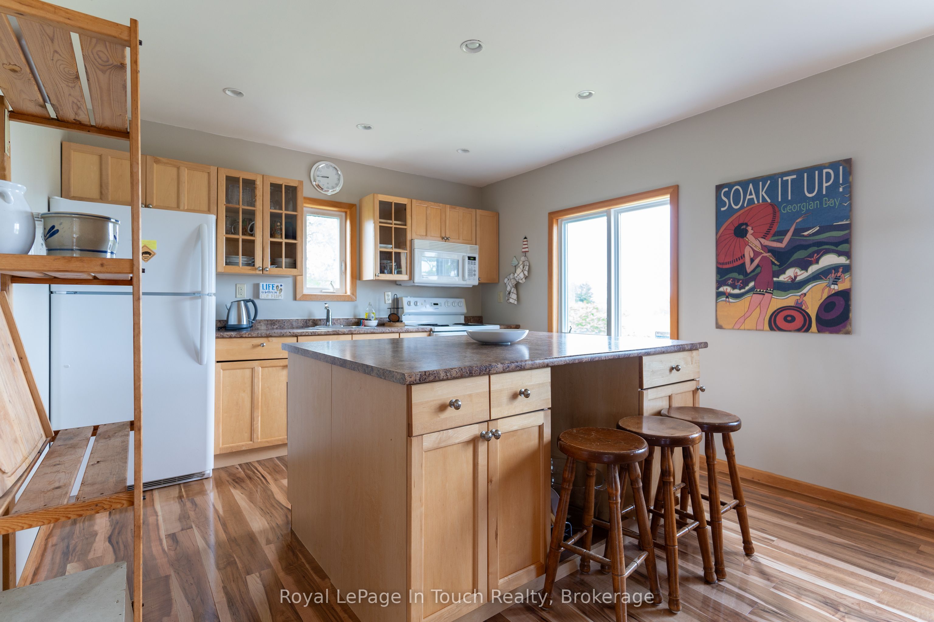 4 Island 470 N/a Property Photo 15