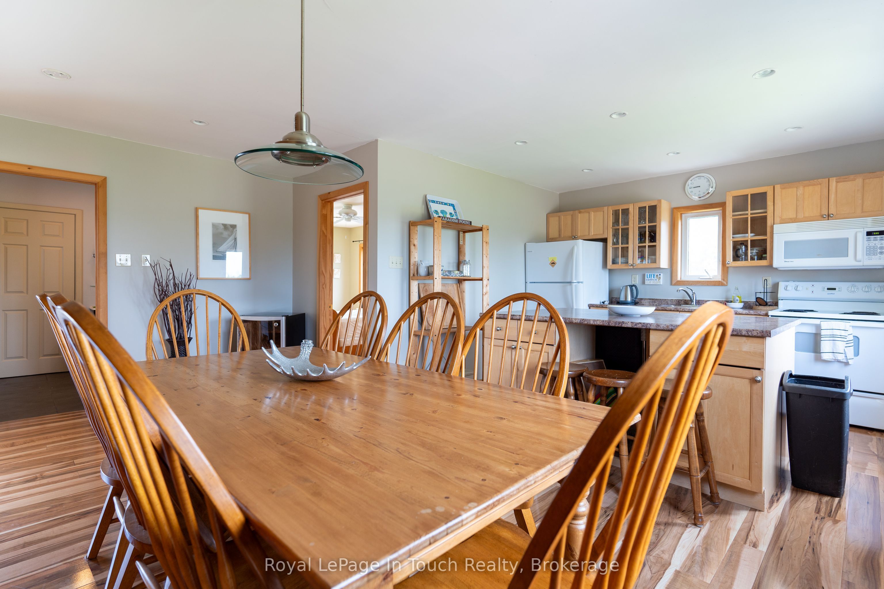 4 Island 470 N/a Property Photo 16