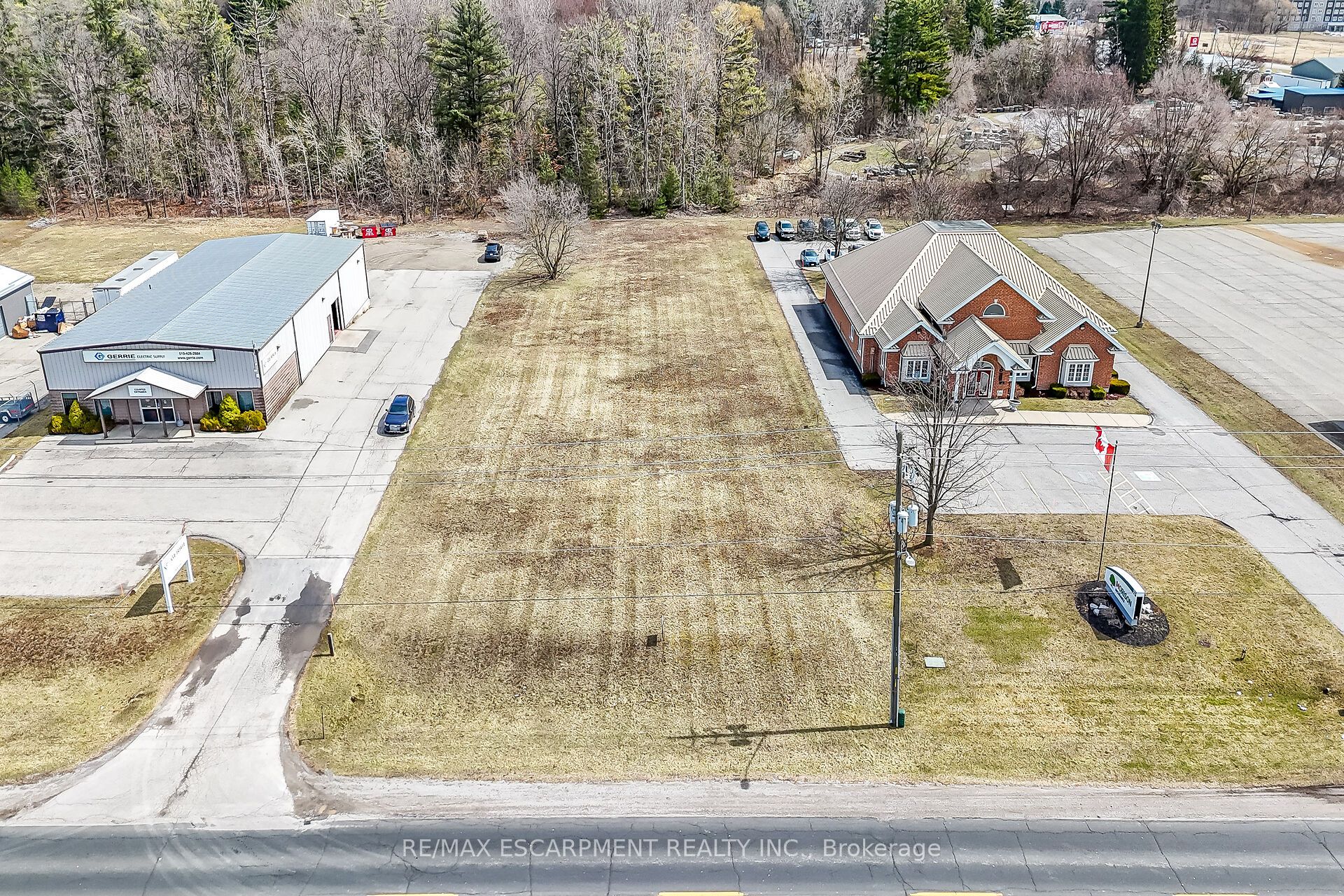 33 Park Road Property Photo 1