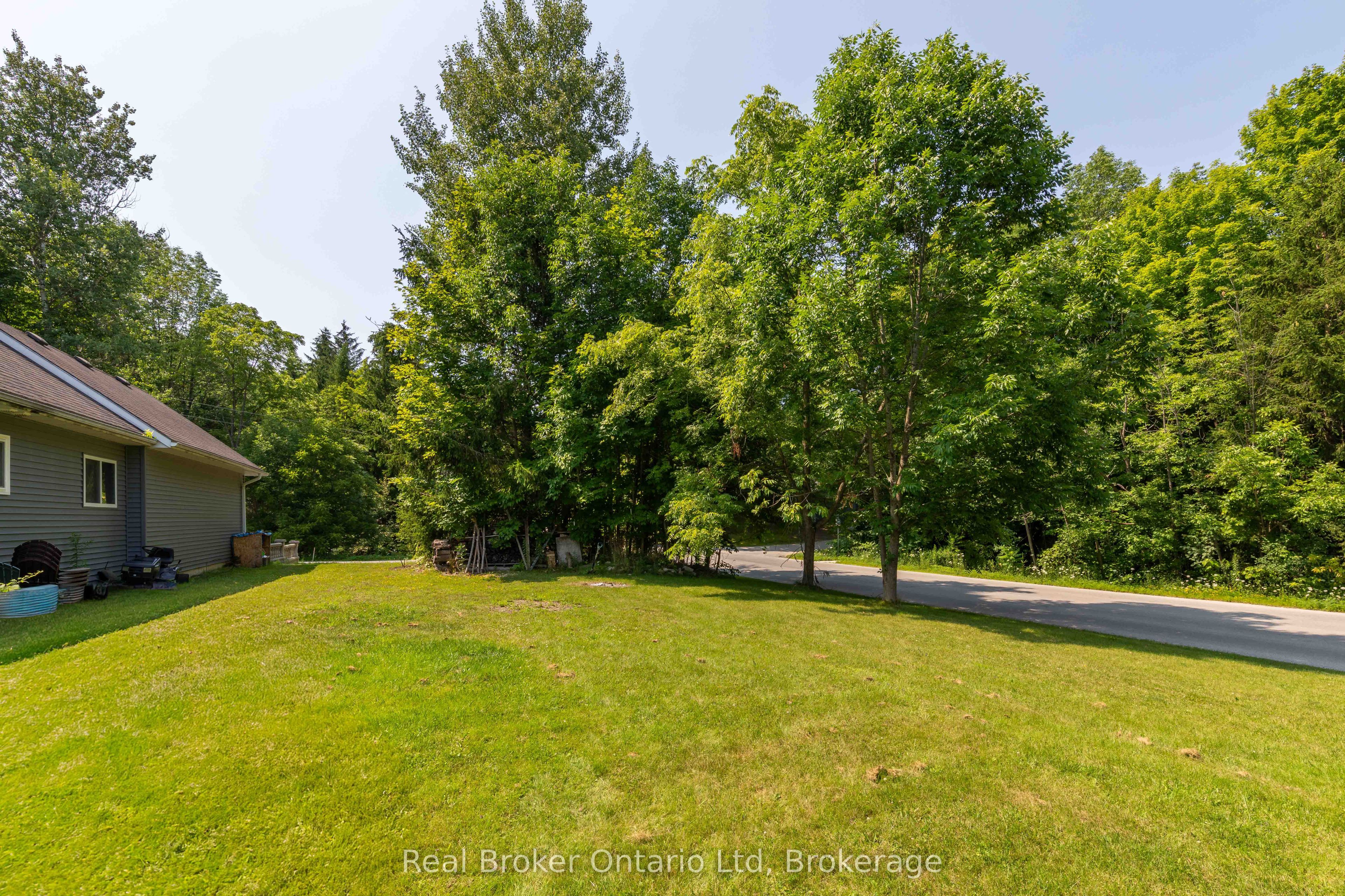 1895 8th Avenue Property Photo 5
