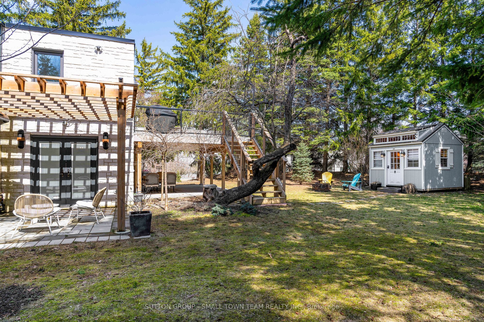 114 Lakeshore Road W Property Photo 10
