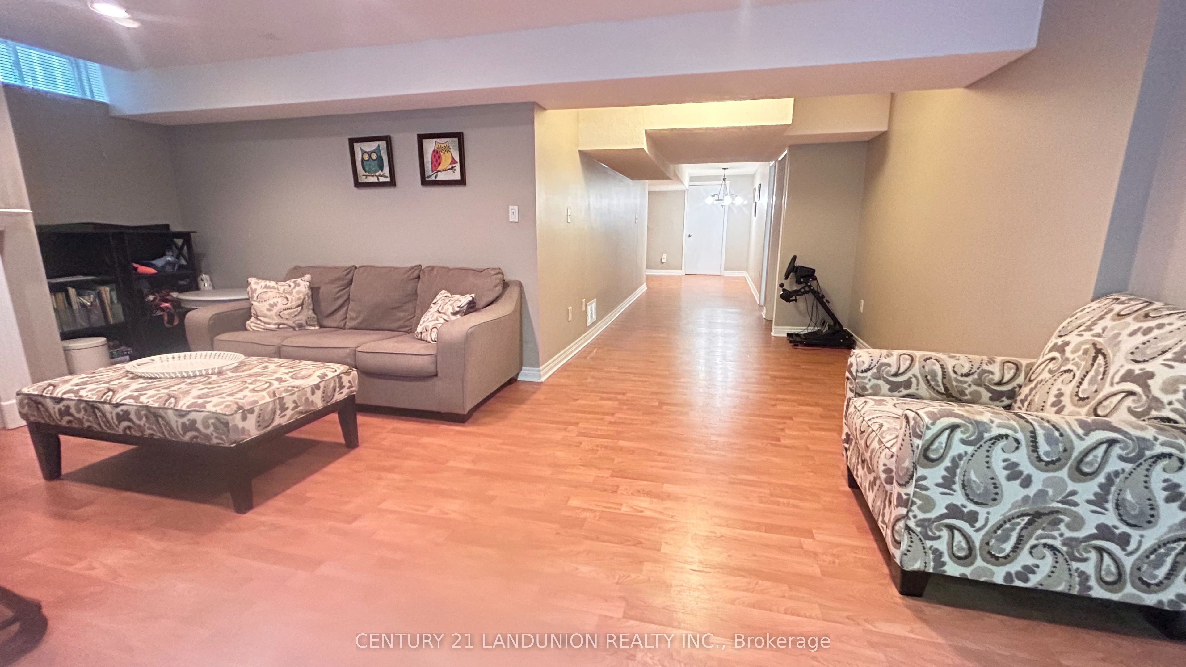 #1 - 12 Prince Albert Court Property Photo