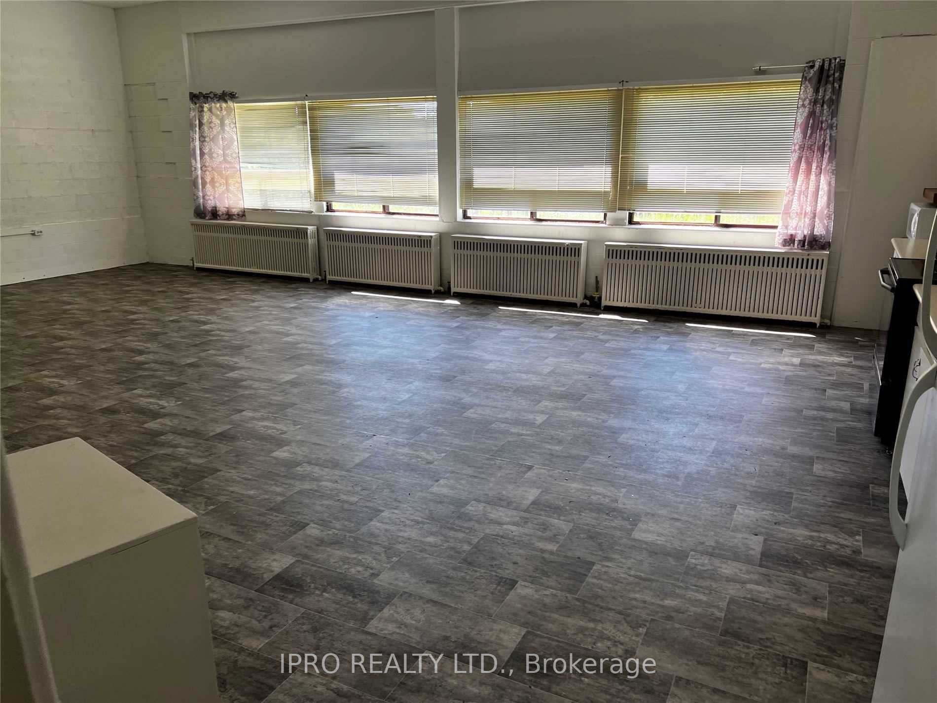10611 Hwy 3 W Property Photo 15