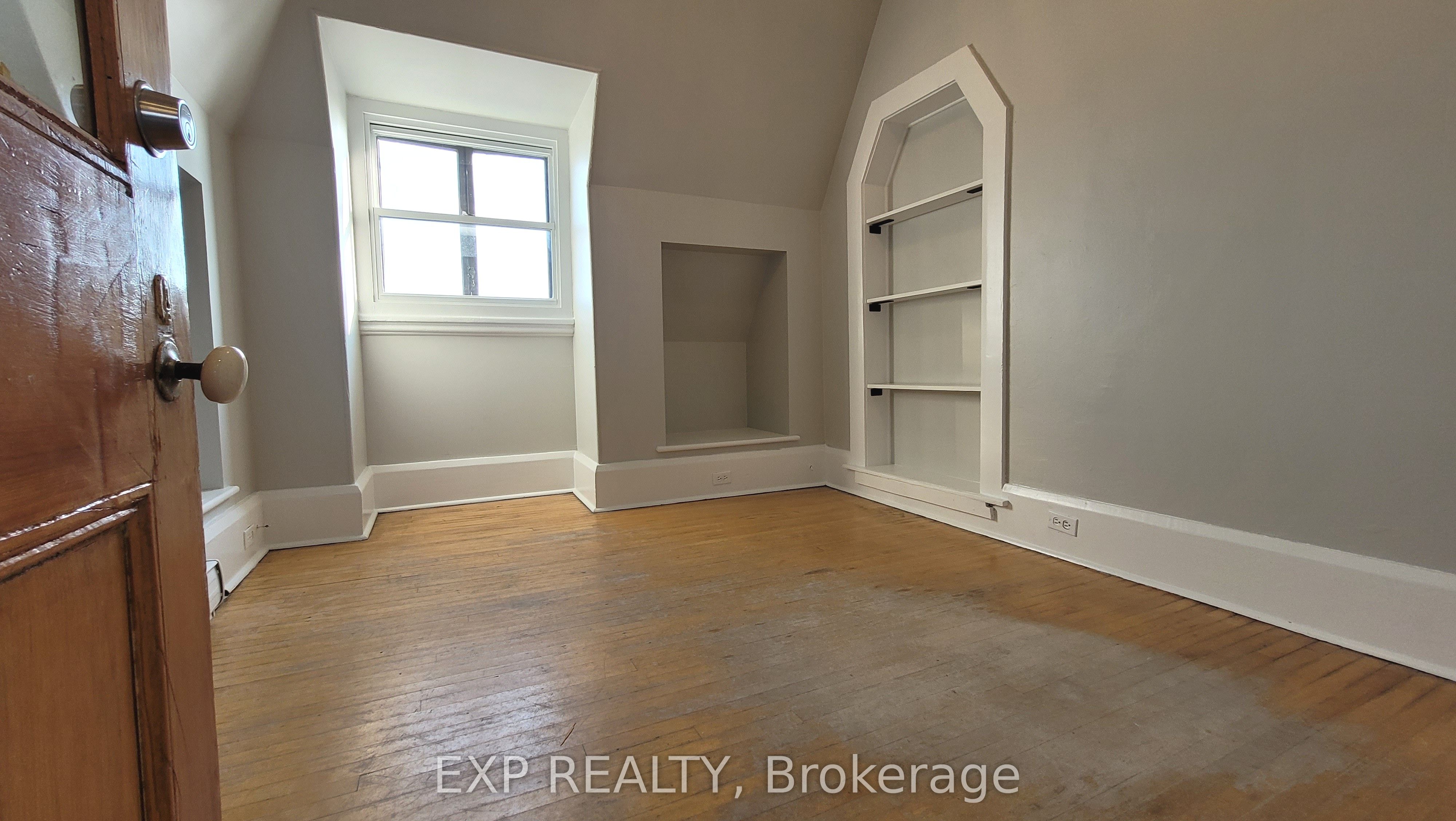 #7 - 73 Mill Street Property Photo