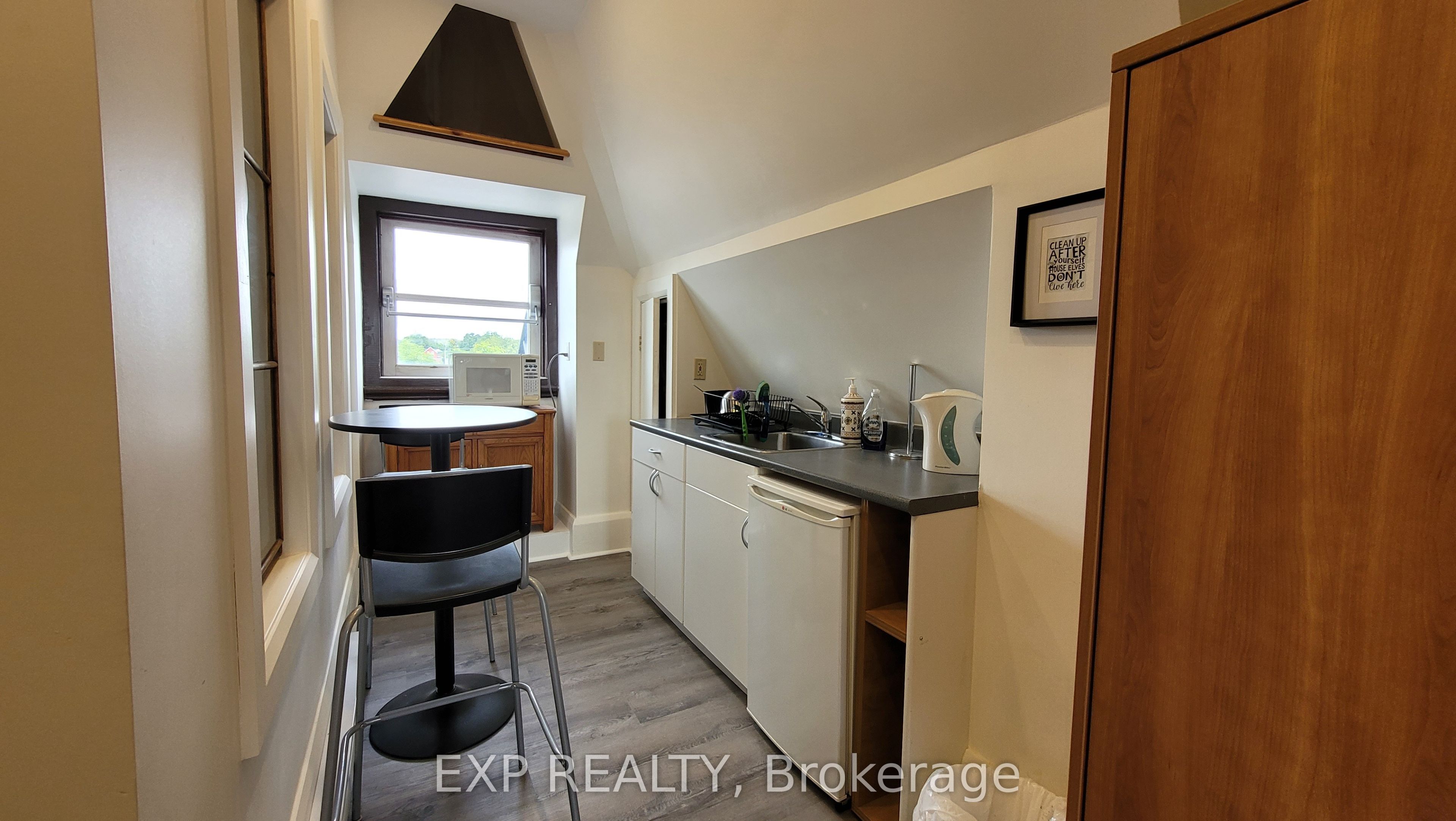 #7 - 73 Mill Street Property Photo 9