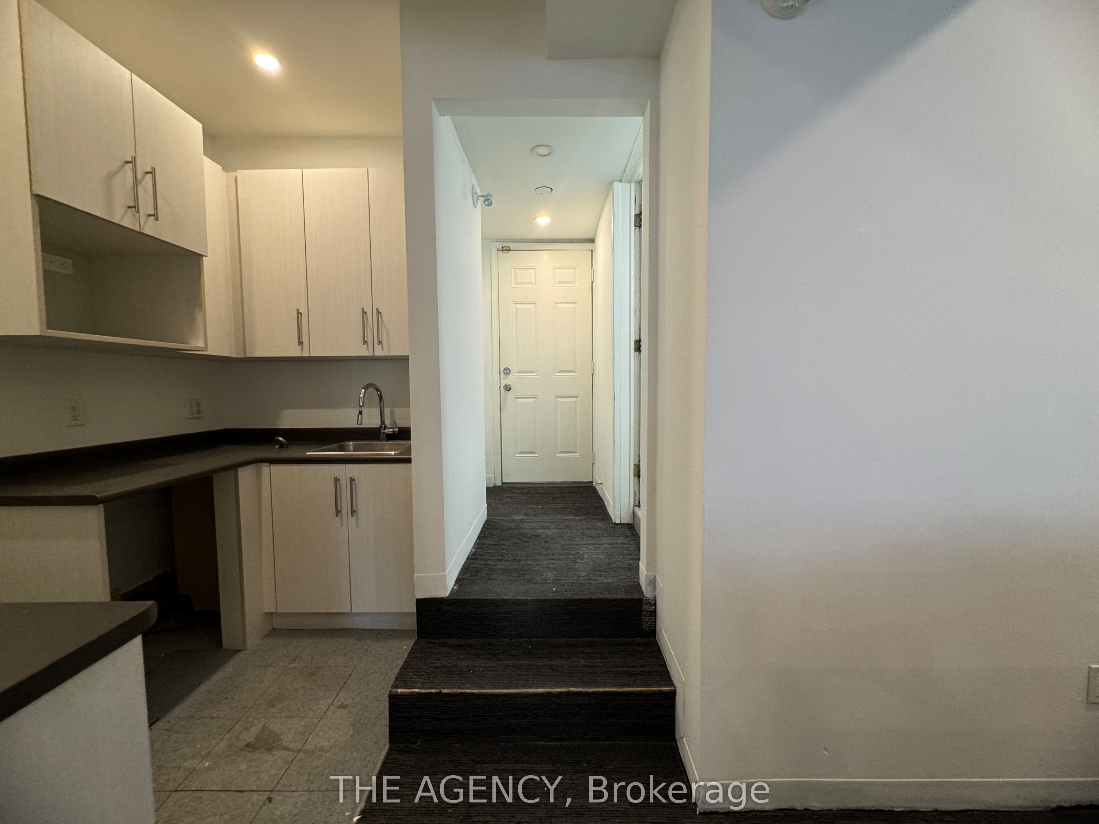 139 John Street Property Photo 9