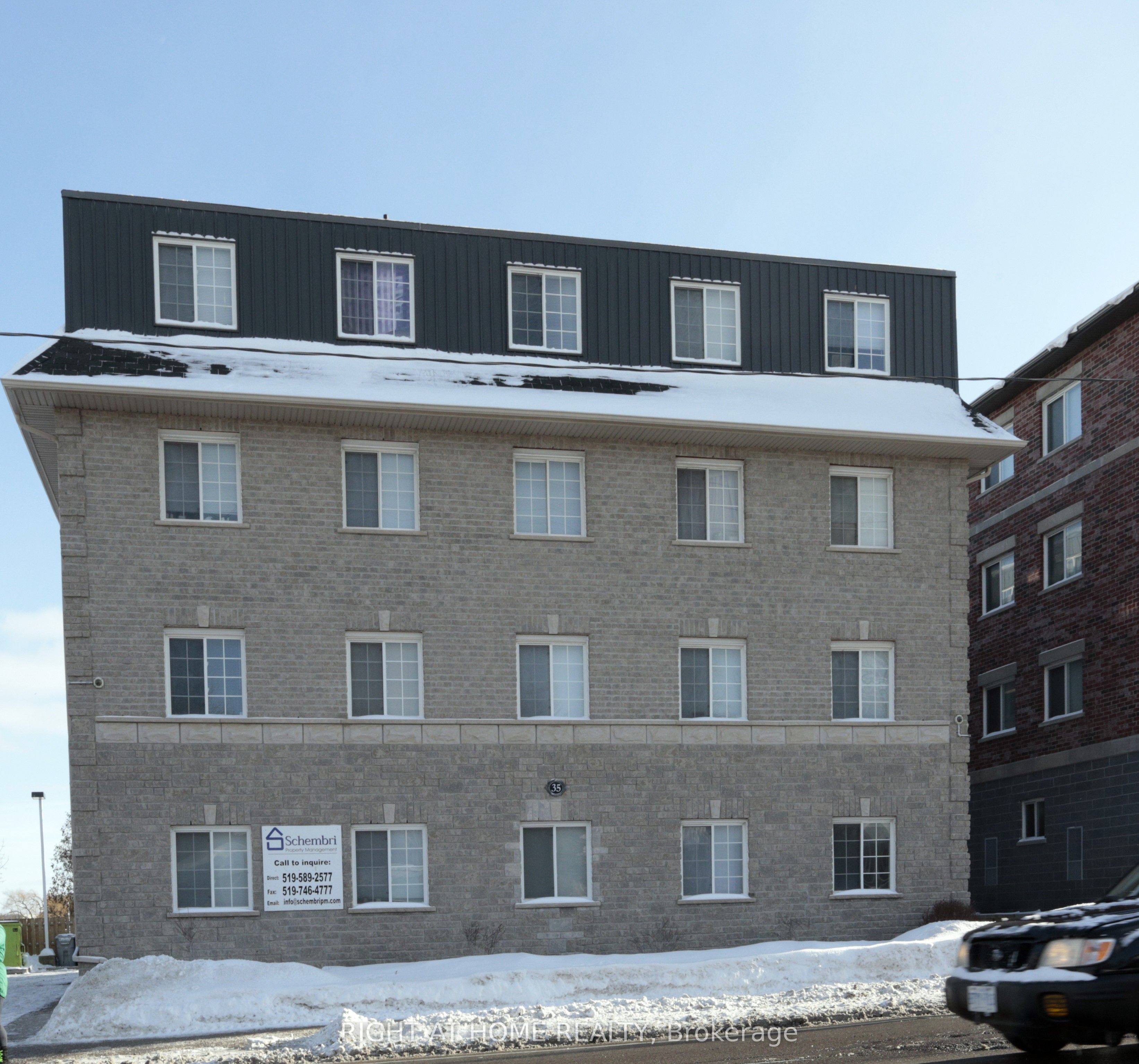 35 Columbia Street Property Photo 1