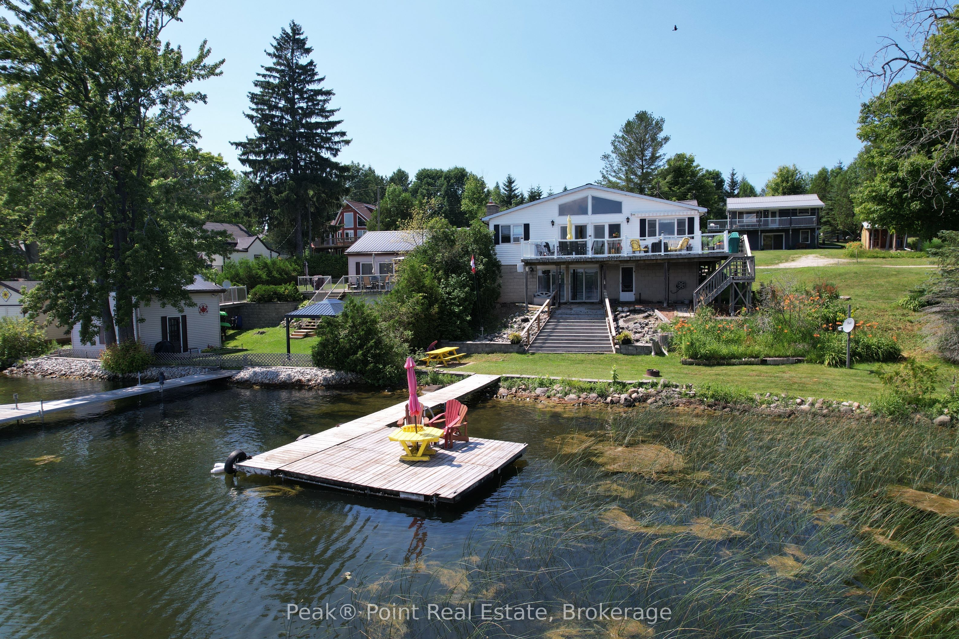 34 Islandview Drive Property Photo 3