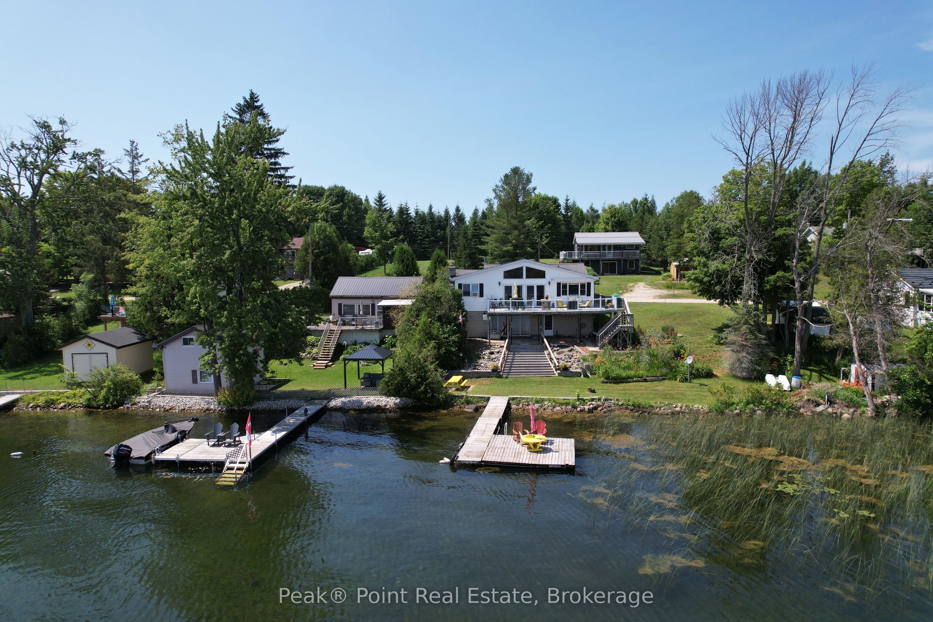 34 Islandview Drive Property Photo 4