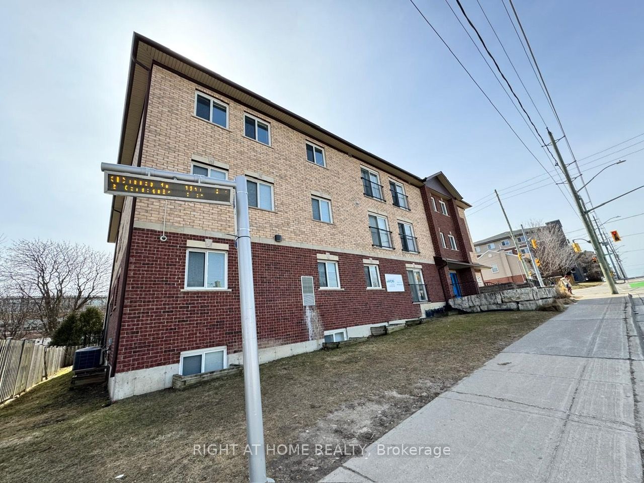 41 Columbia Street Property Photo 3