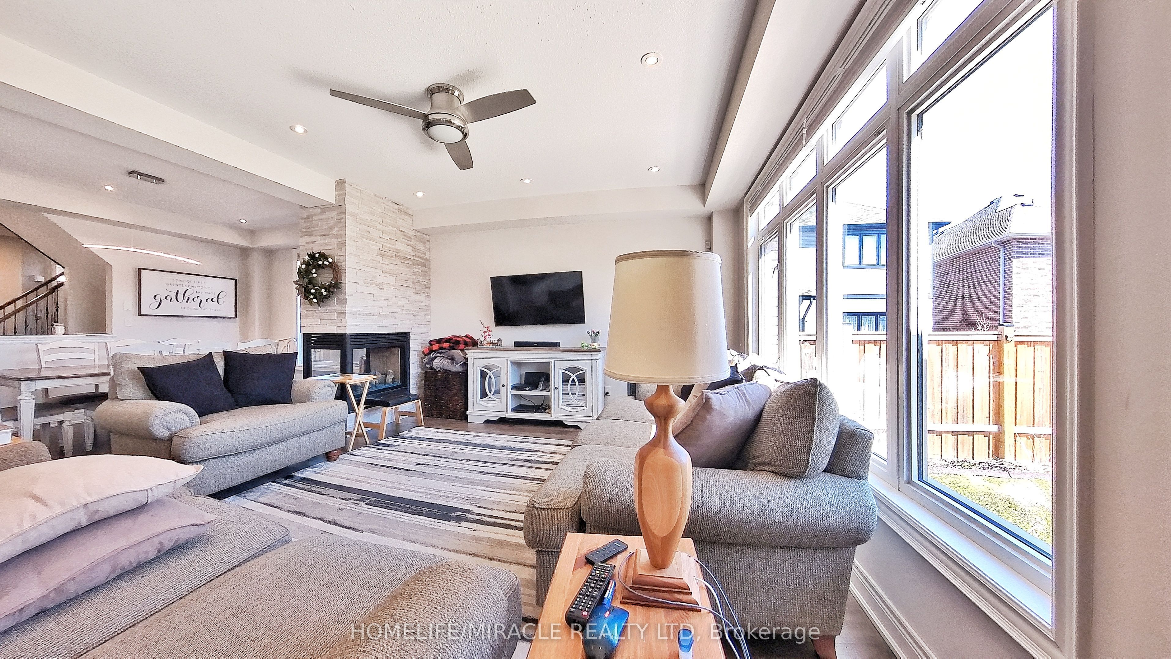 117 Eaglecrest Street Property Photo 14