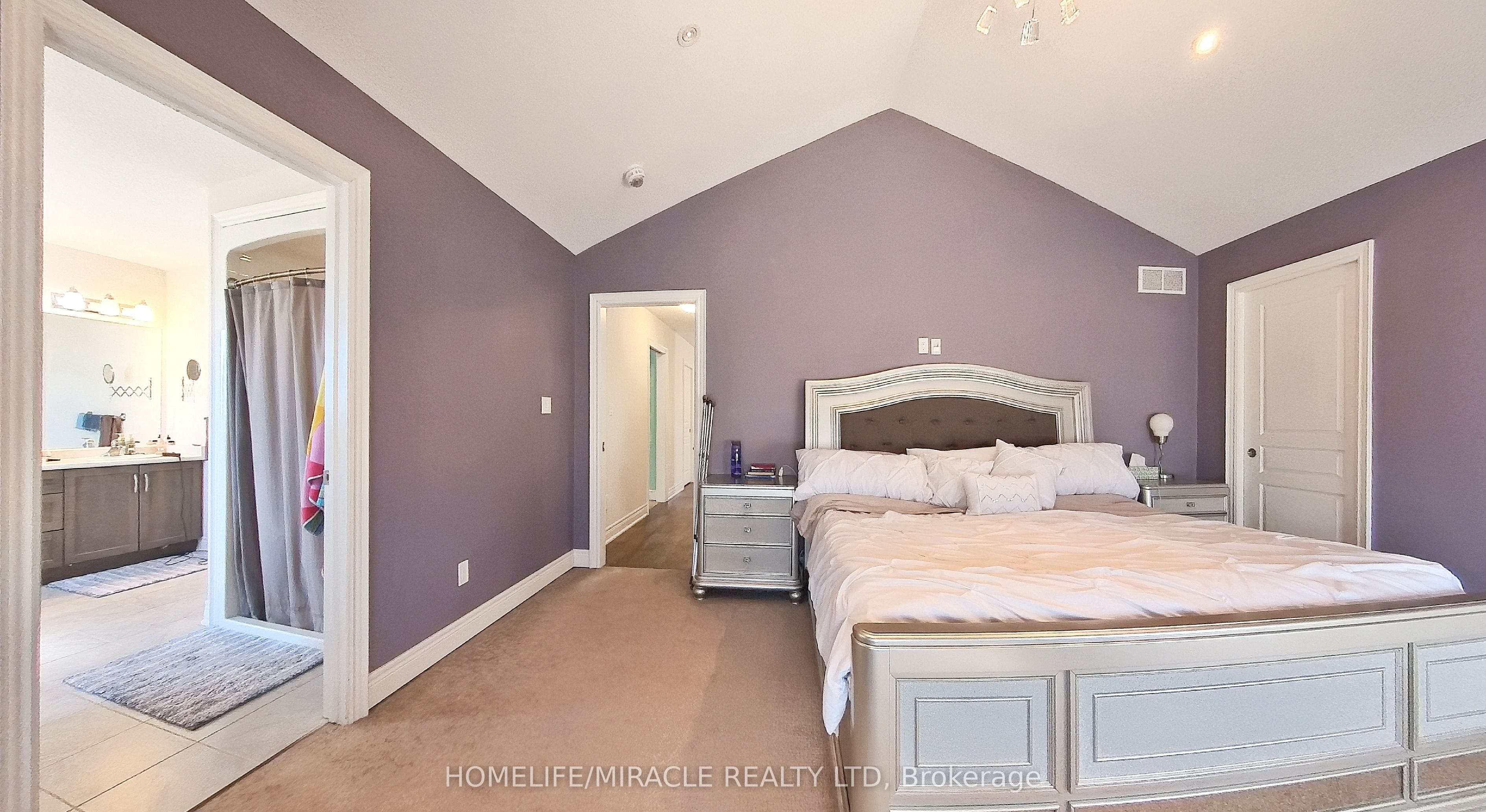 117 Eaglecrest Street Property Photo 32