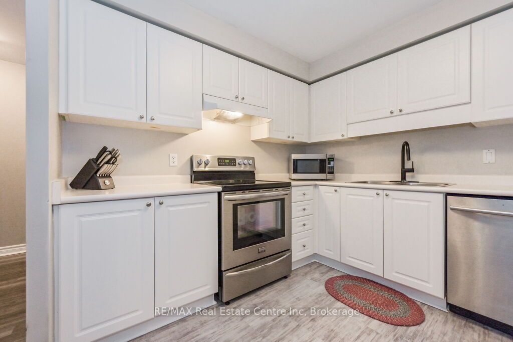 #103 - 245 Queen Street Property Photo 17