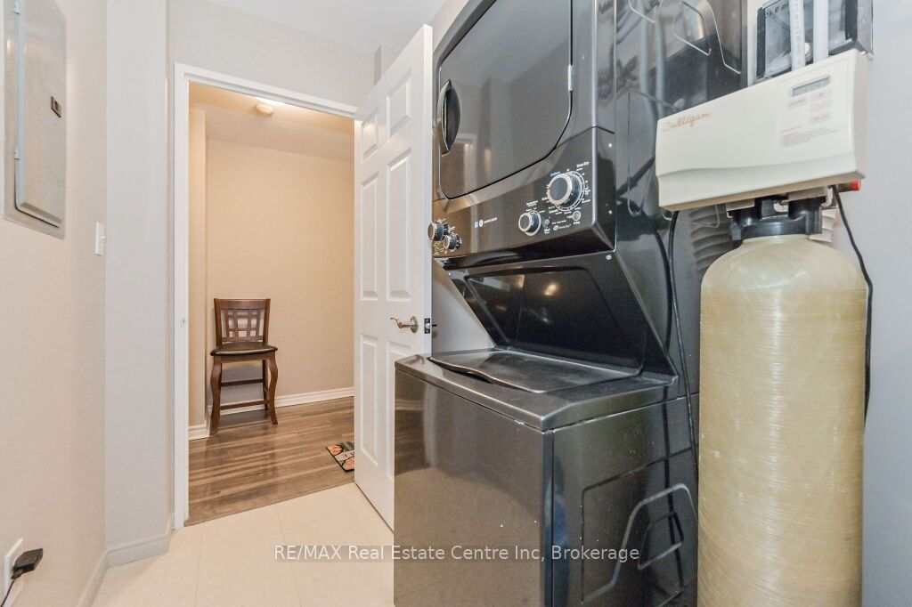 #103 - 245 Queen Street Property Photo 37