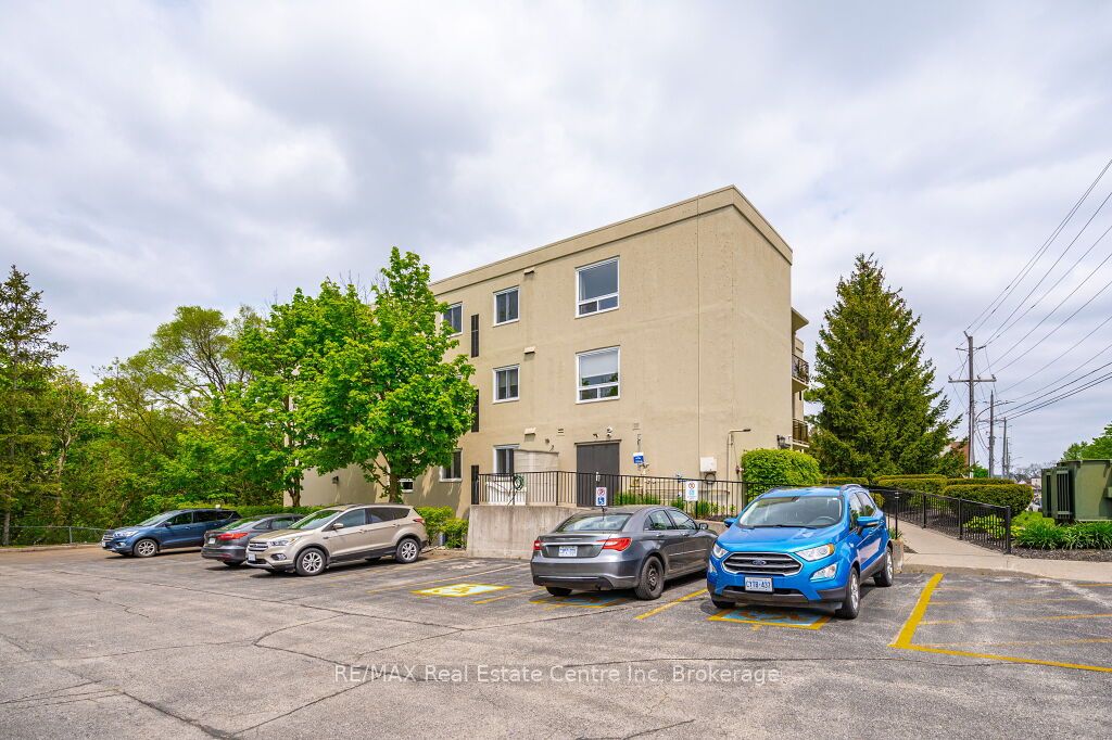 #103 - 245 Queen Street Property Photo 40