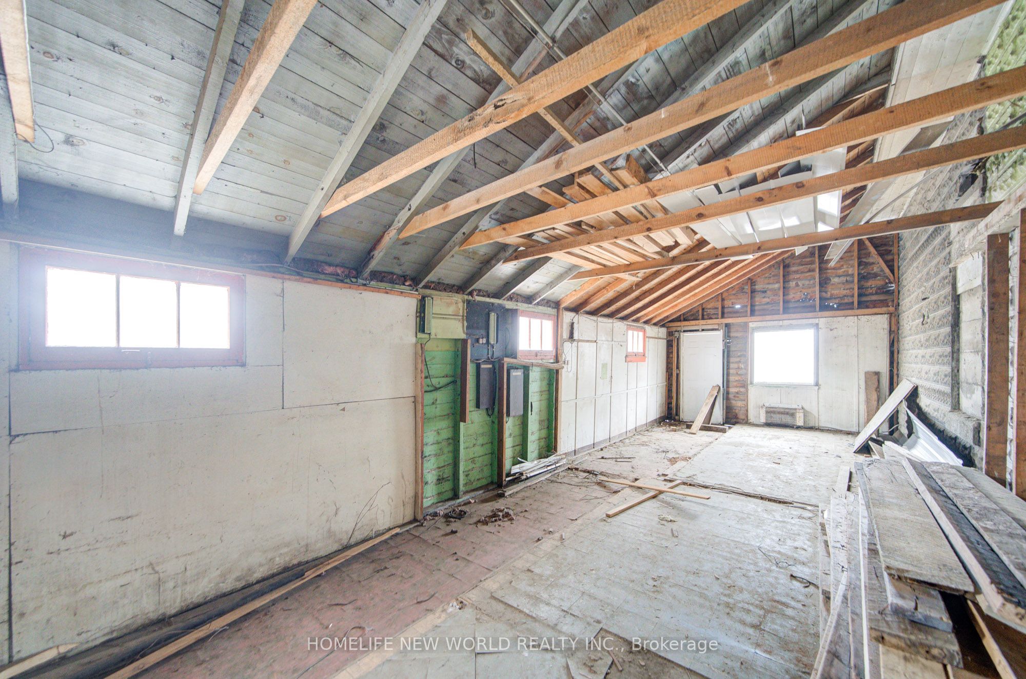15 Earl Street Property Photo 42