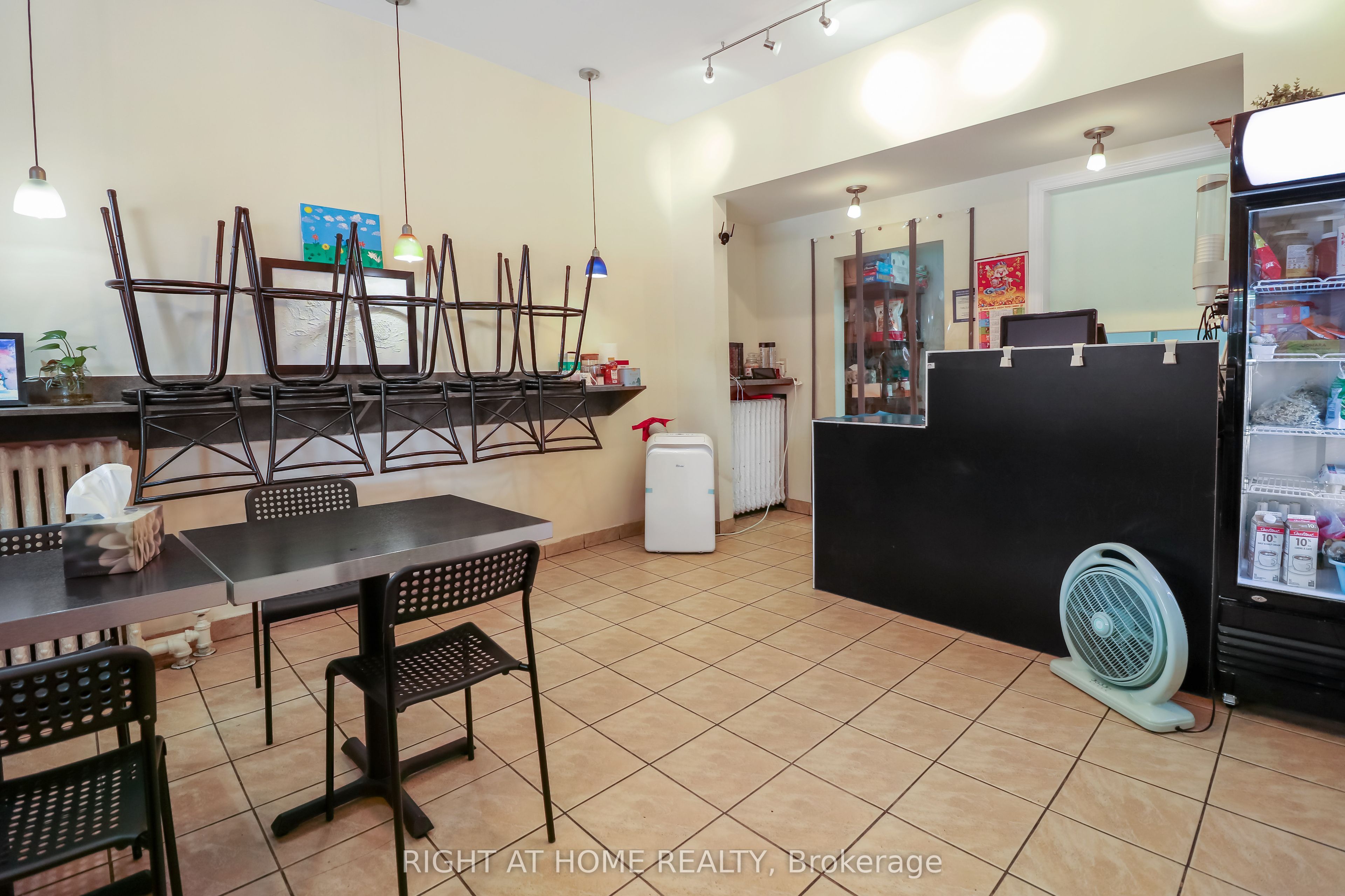 508 Rideau Street Property Photo 3