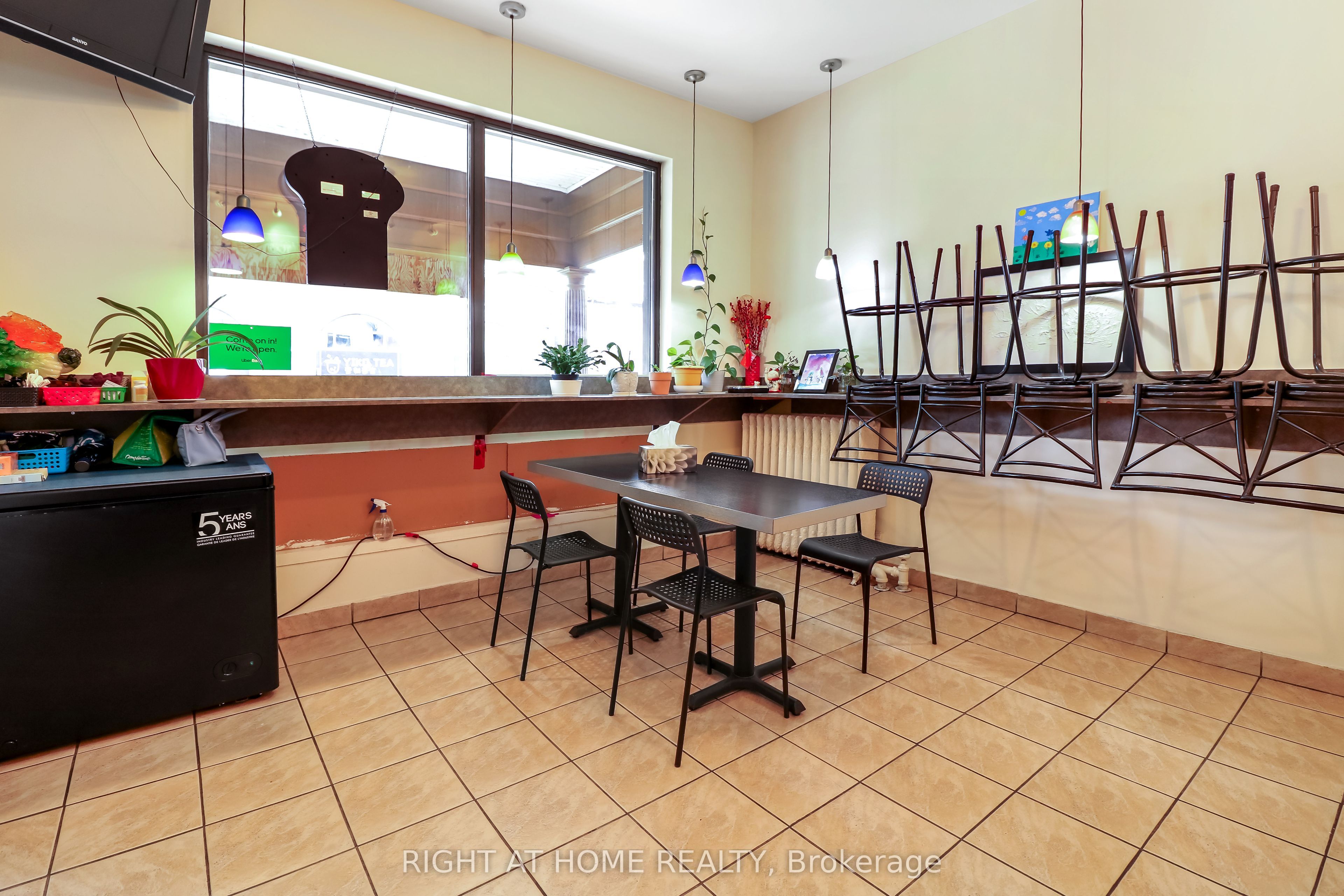 508 Rideau Street Property Photo 4