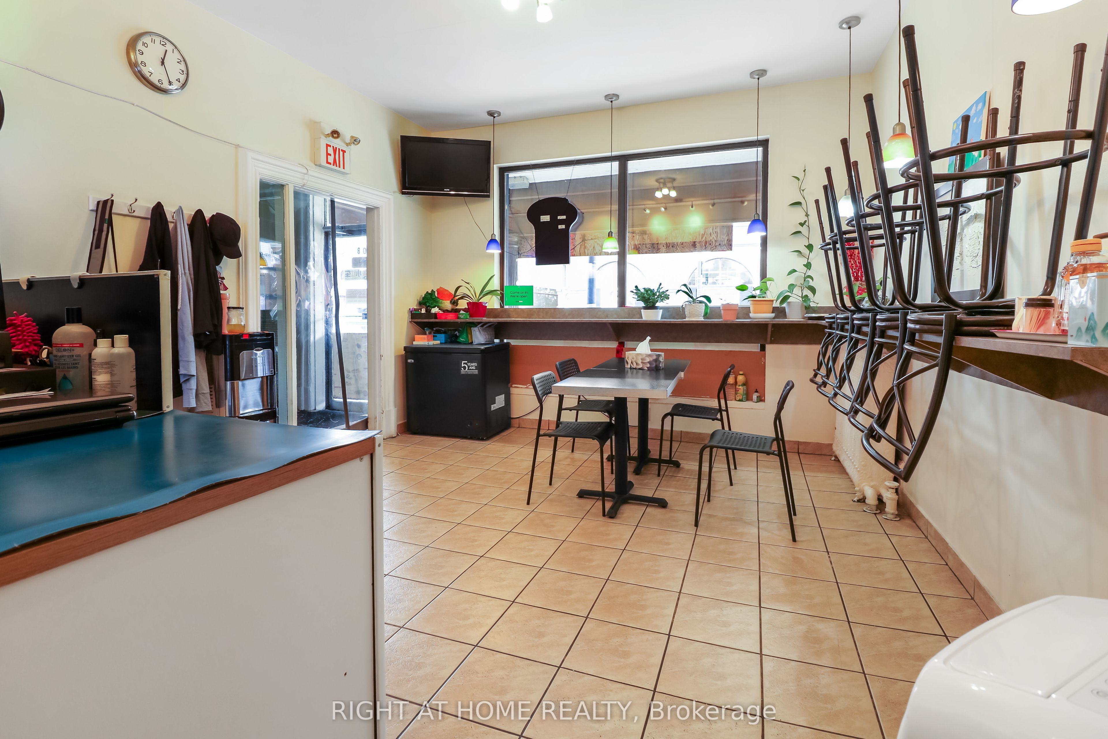 508 Rideau Street Property Photo 5