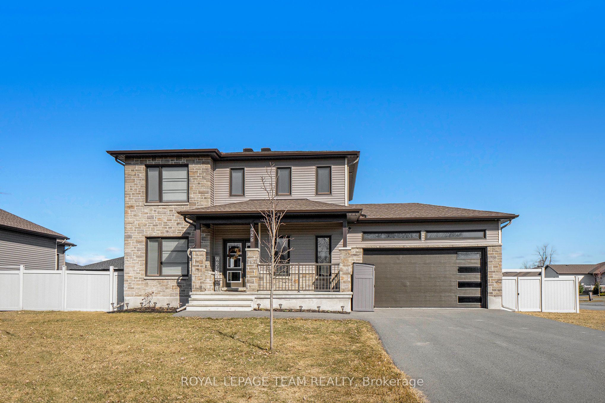 426 Queen Street Property Photo