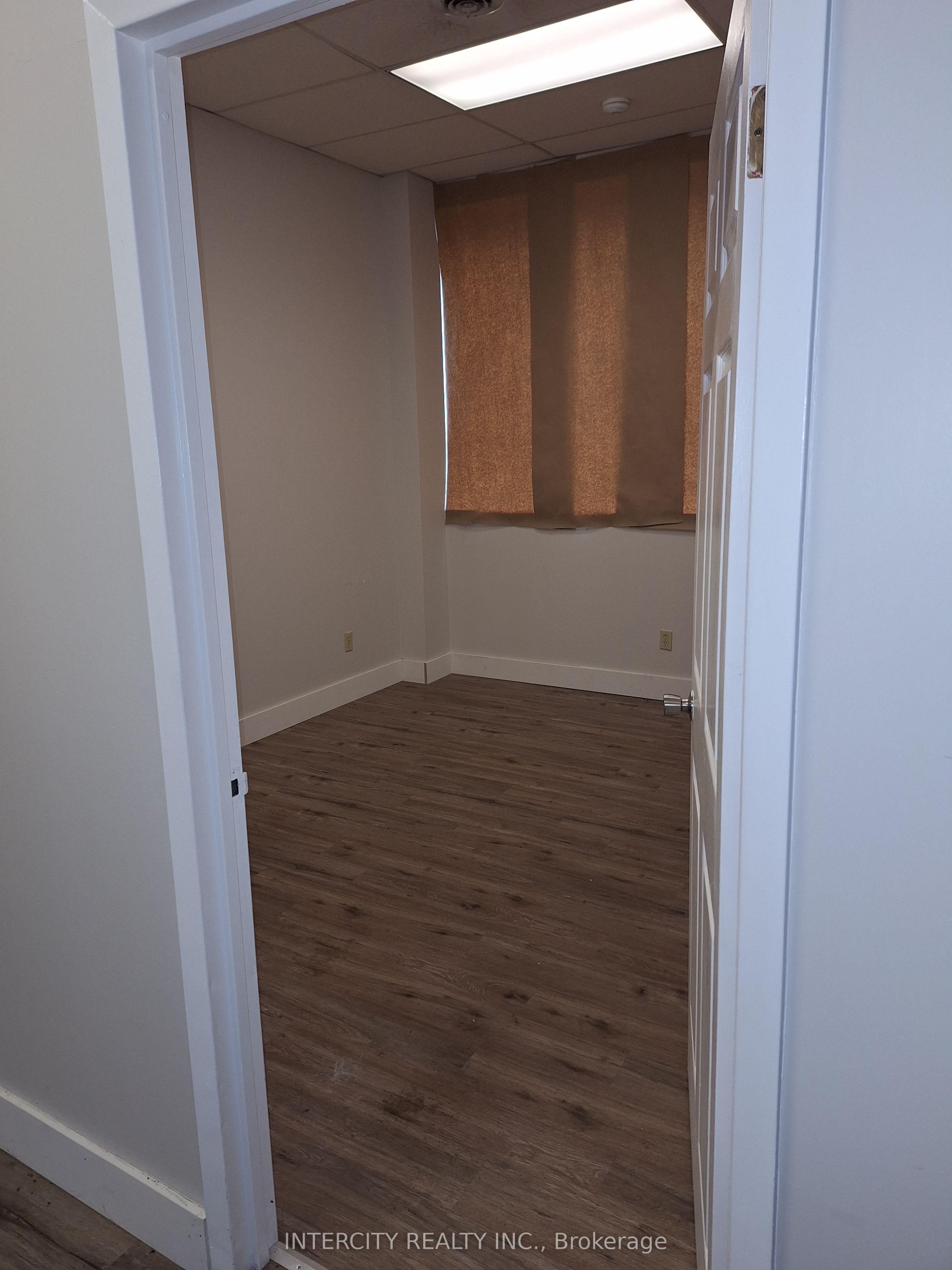 4 Centre Street Property Photo 5
