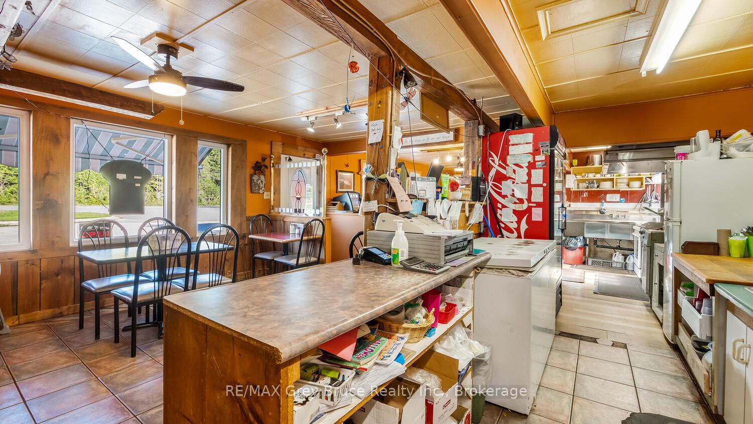 31755 Highway 6 And 10 Highway Property Photo 16