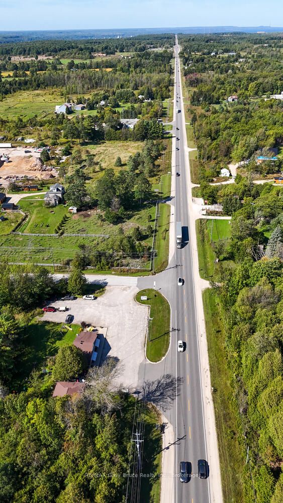 31755 Highway 6 And 10 Highway Property Photo 47