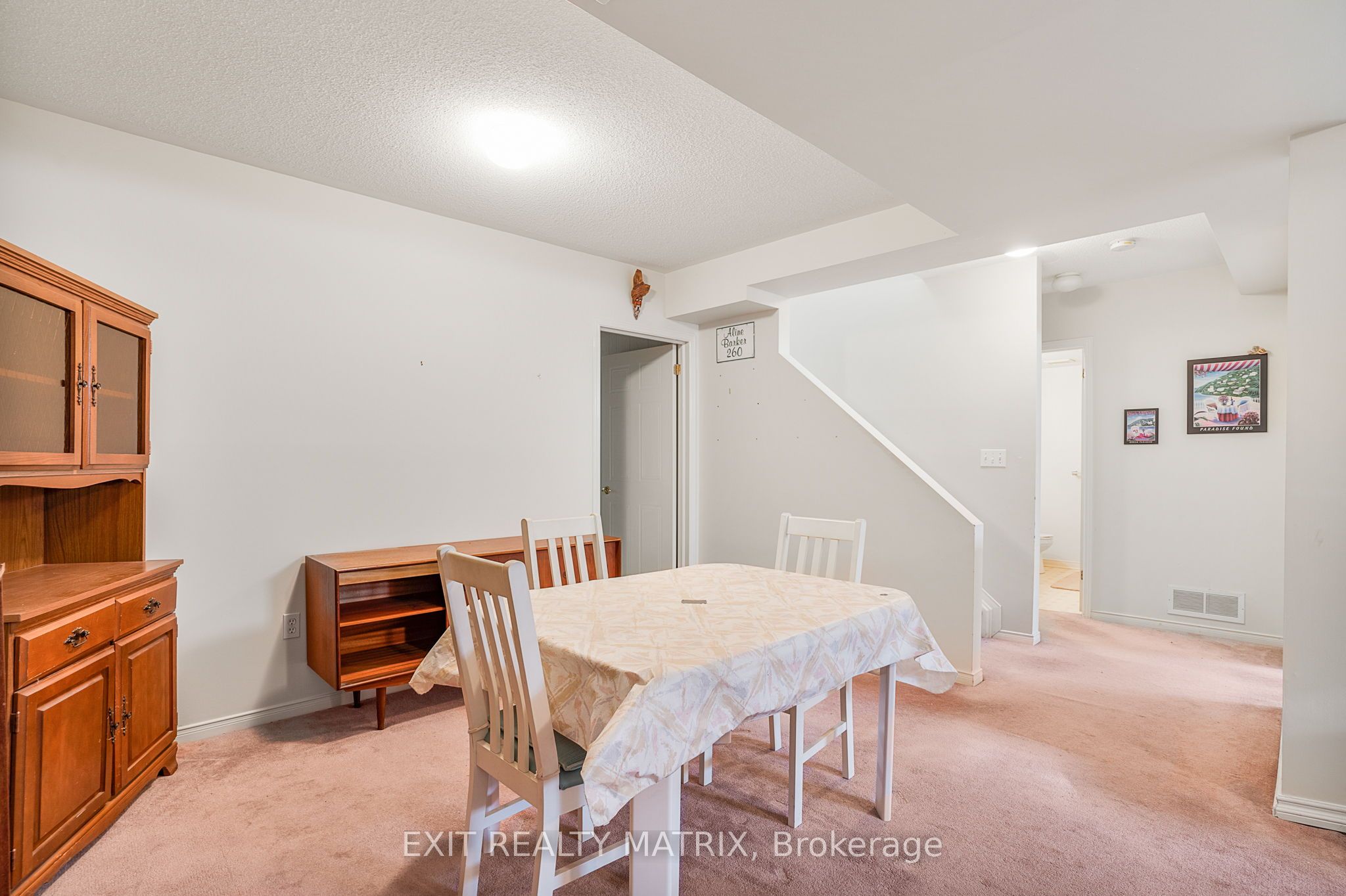 1241 Foxborough Private - Property Photo 25