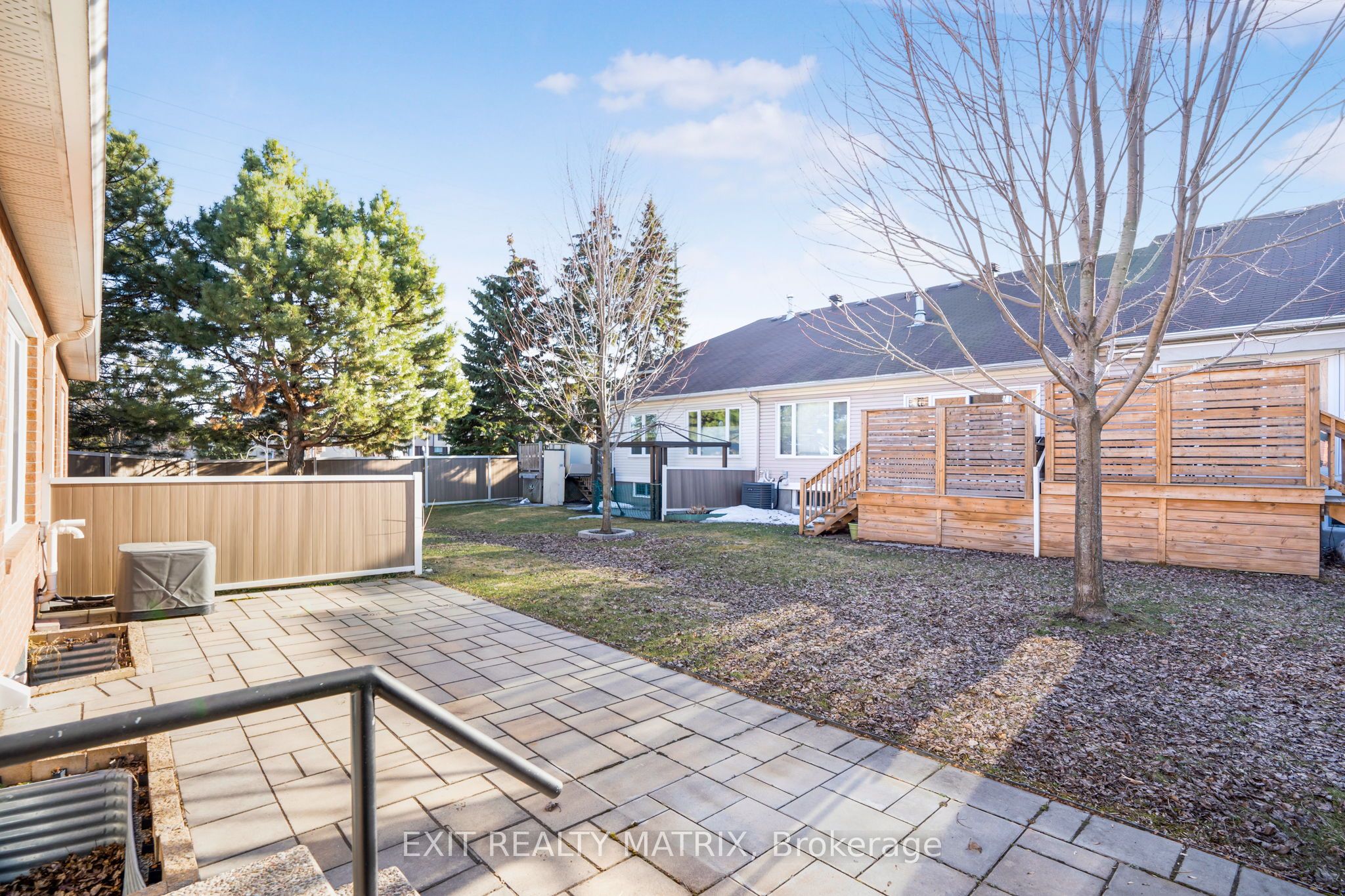 1241 Foxborough Private - Property Photo 29
