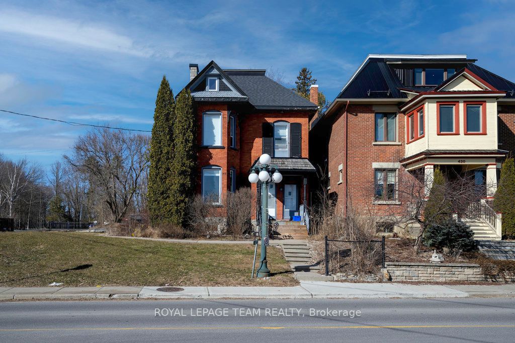 422 Donald B Munro Drive Property Photo