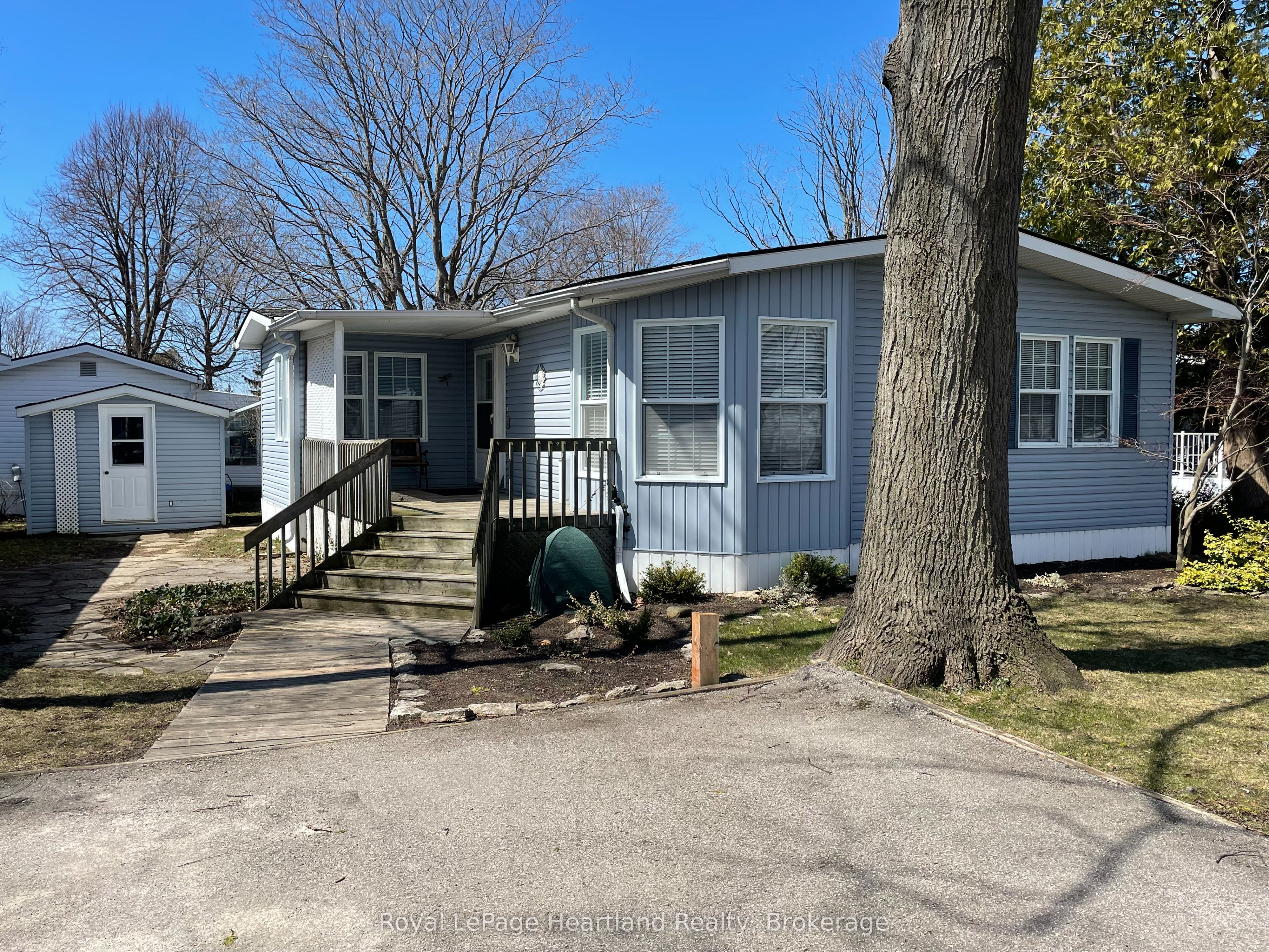 65 CHEROKEE Lane Property Photo 1