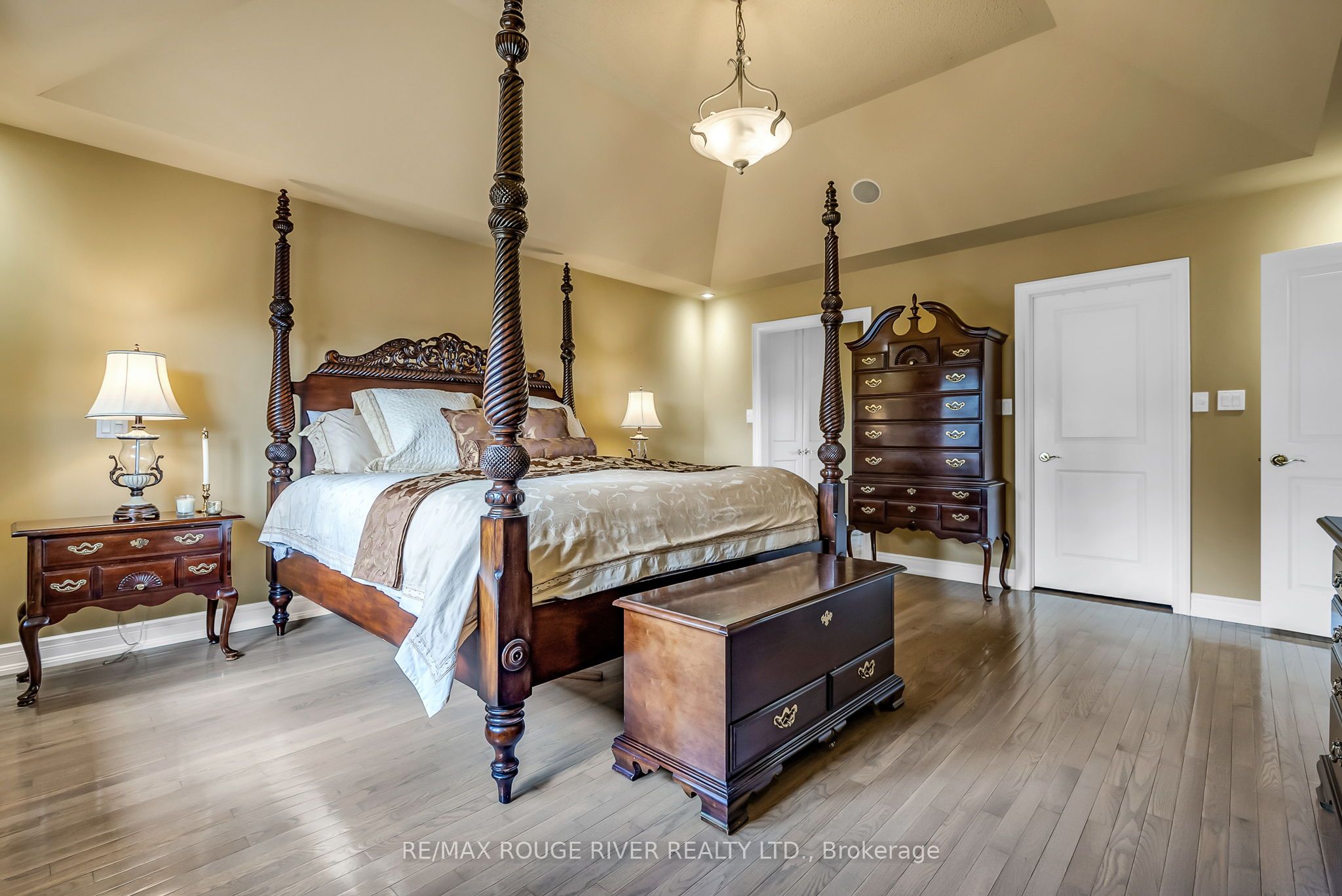 5 Lynden Court Property Photo 28