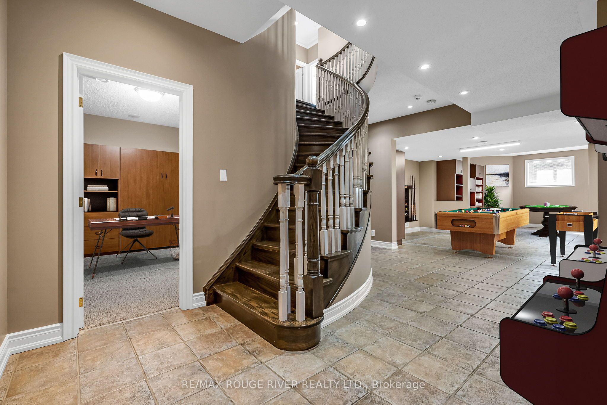 5 Lynden Court Property Photo 32