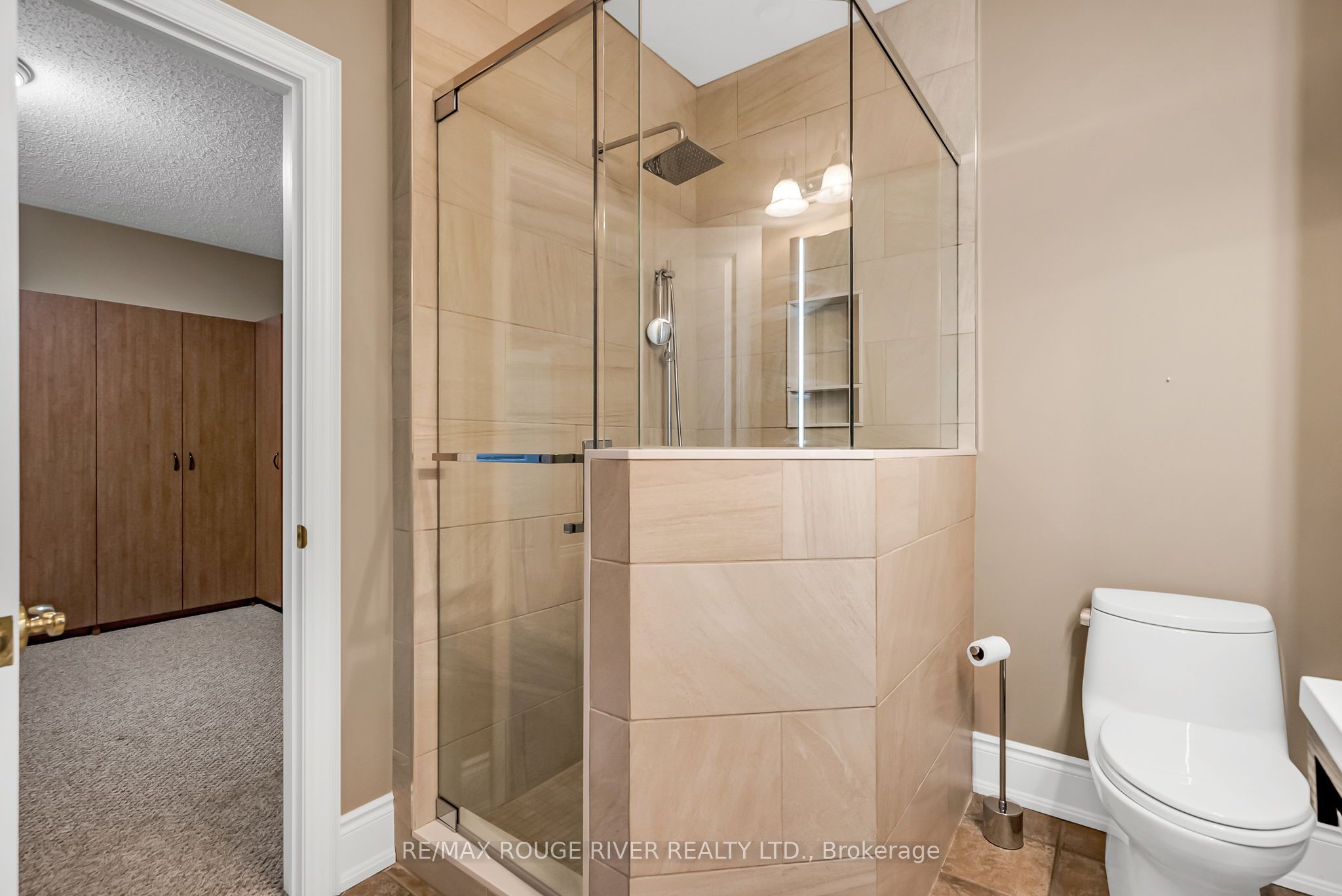 5 Lynden Court Property Photo 33