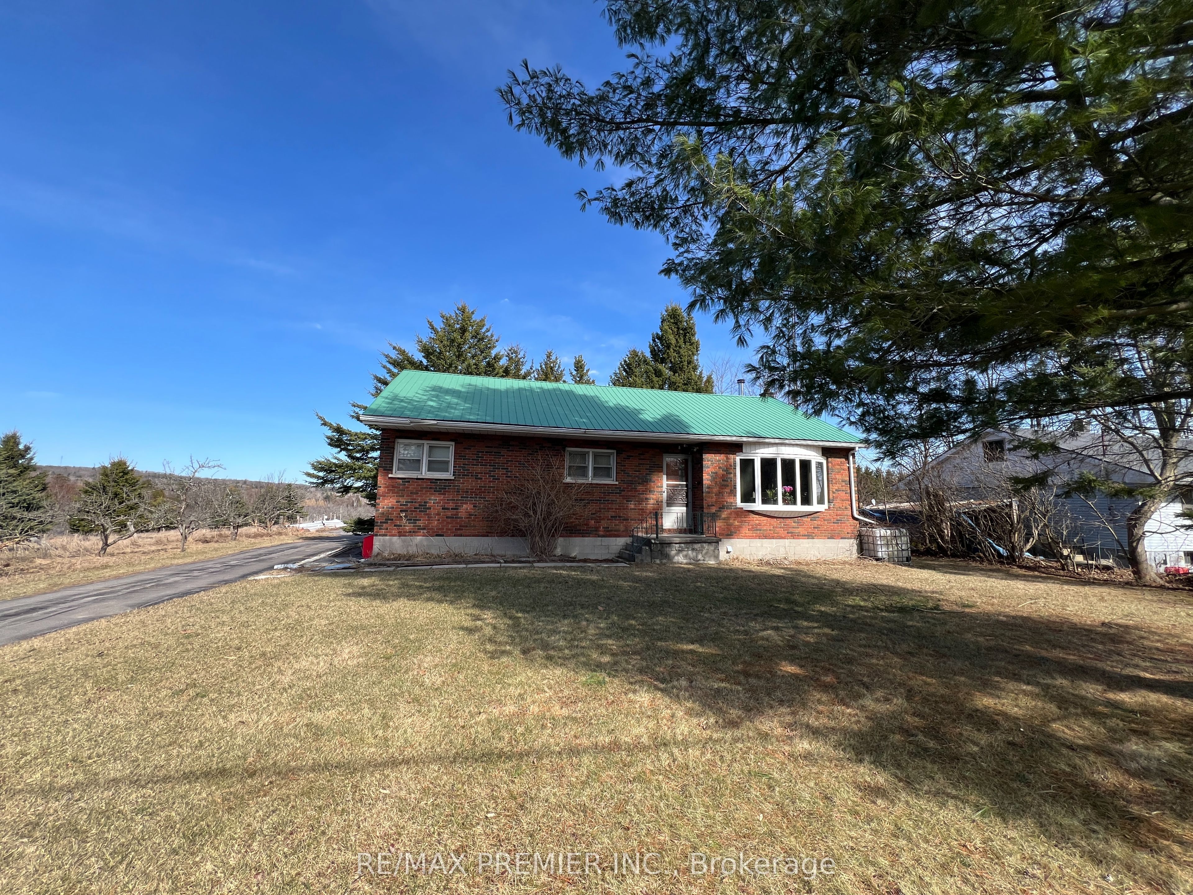 273 Peters Road Property Photo 3