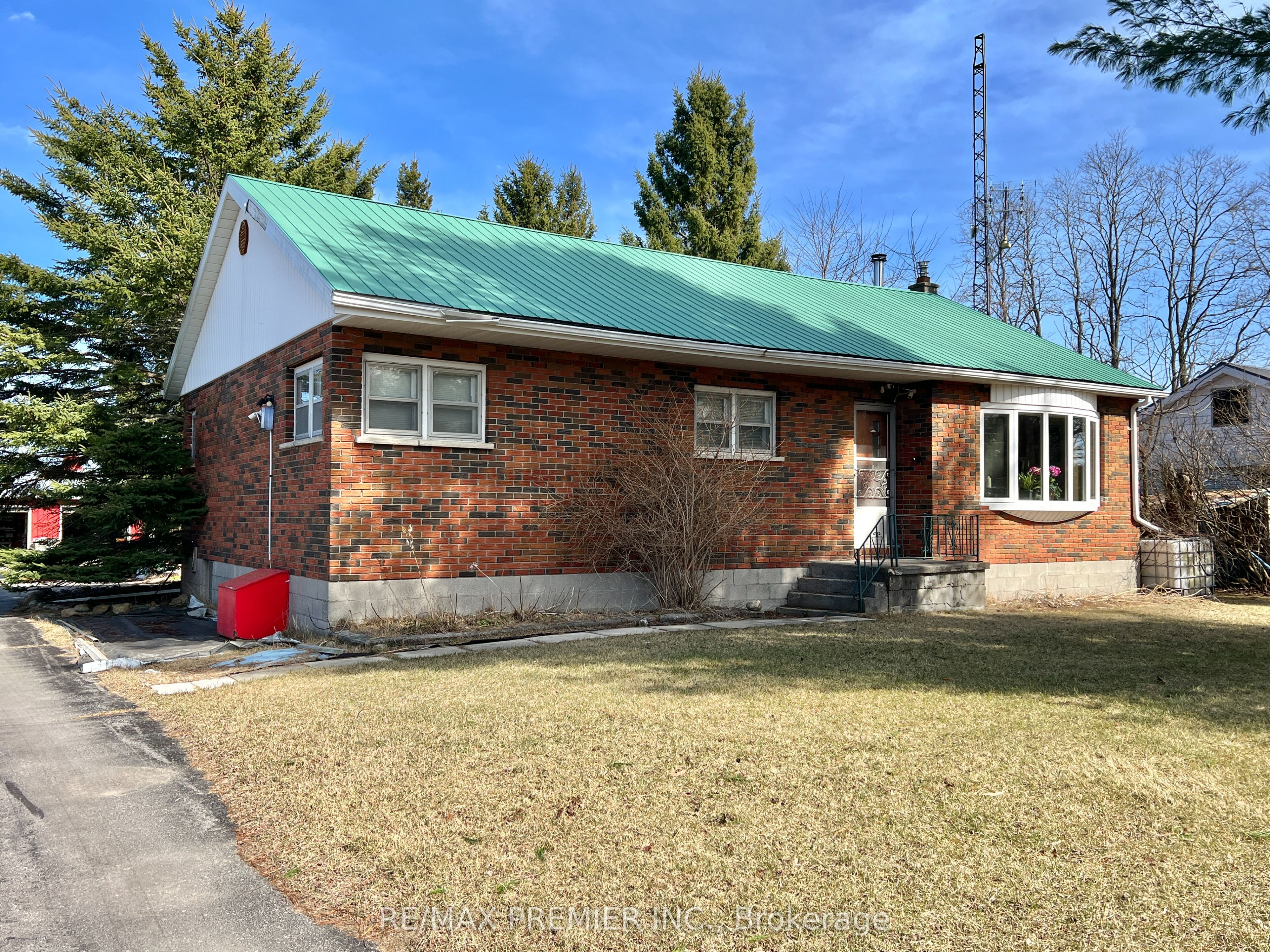 273 Peters Road Property Photo 4