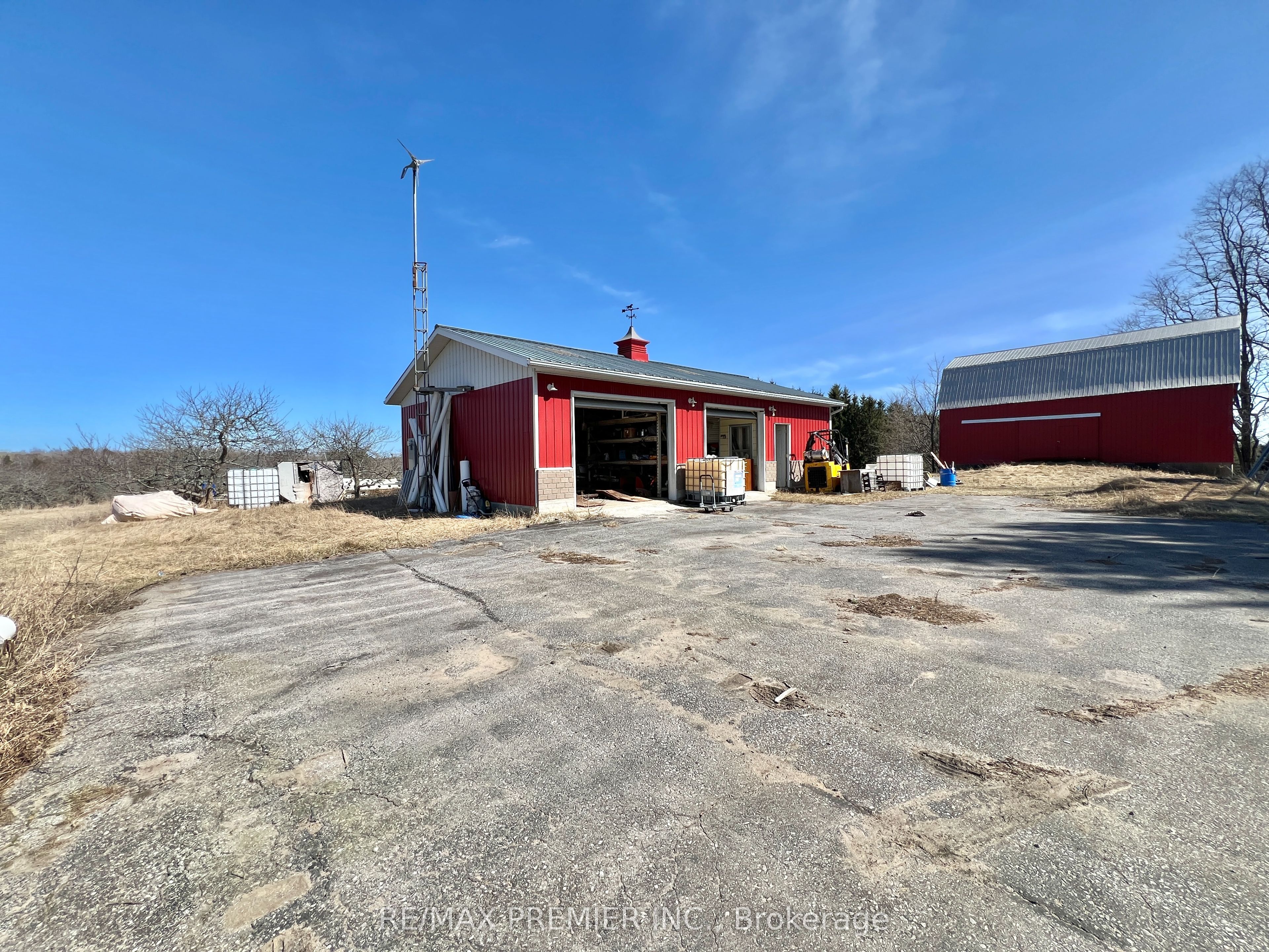 273 Peters Road Property Photo 5
