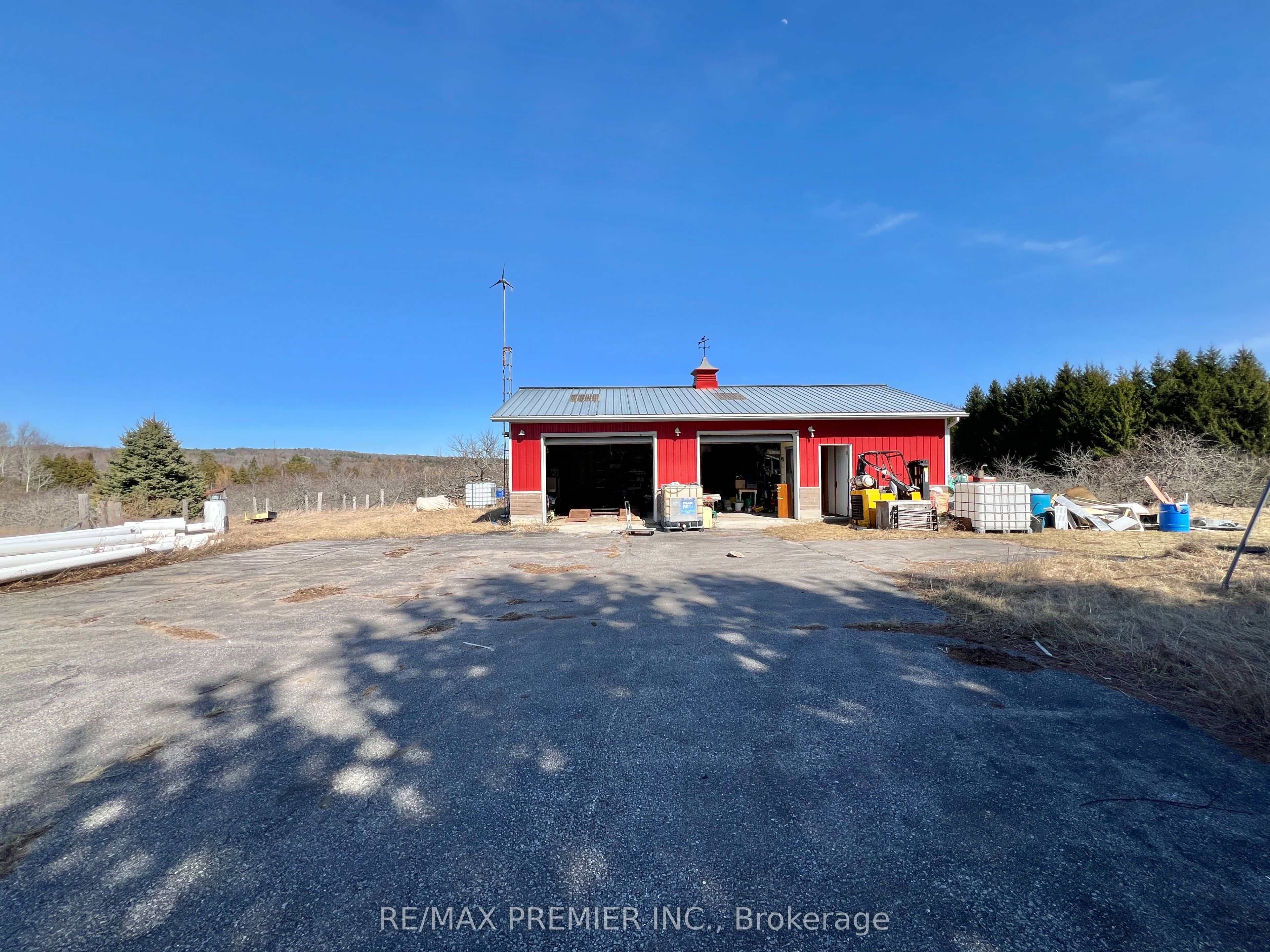 273 Peters Road Property Photo 6