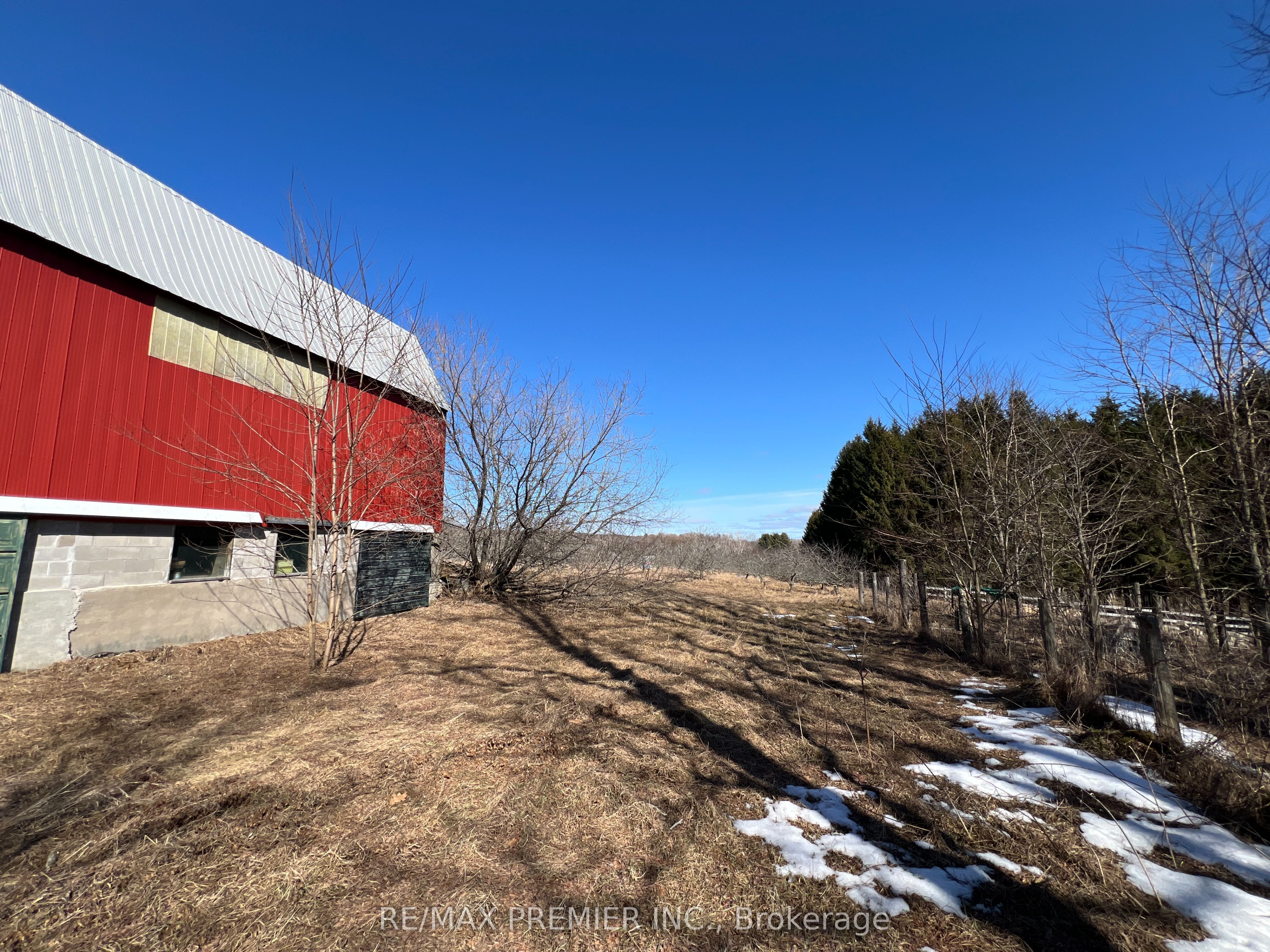 273 Peters Road Property Photo 8
