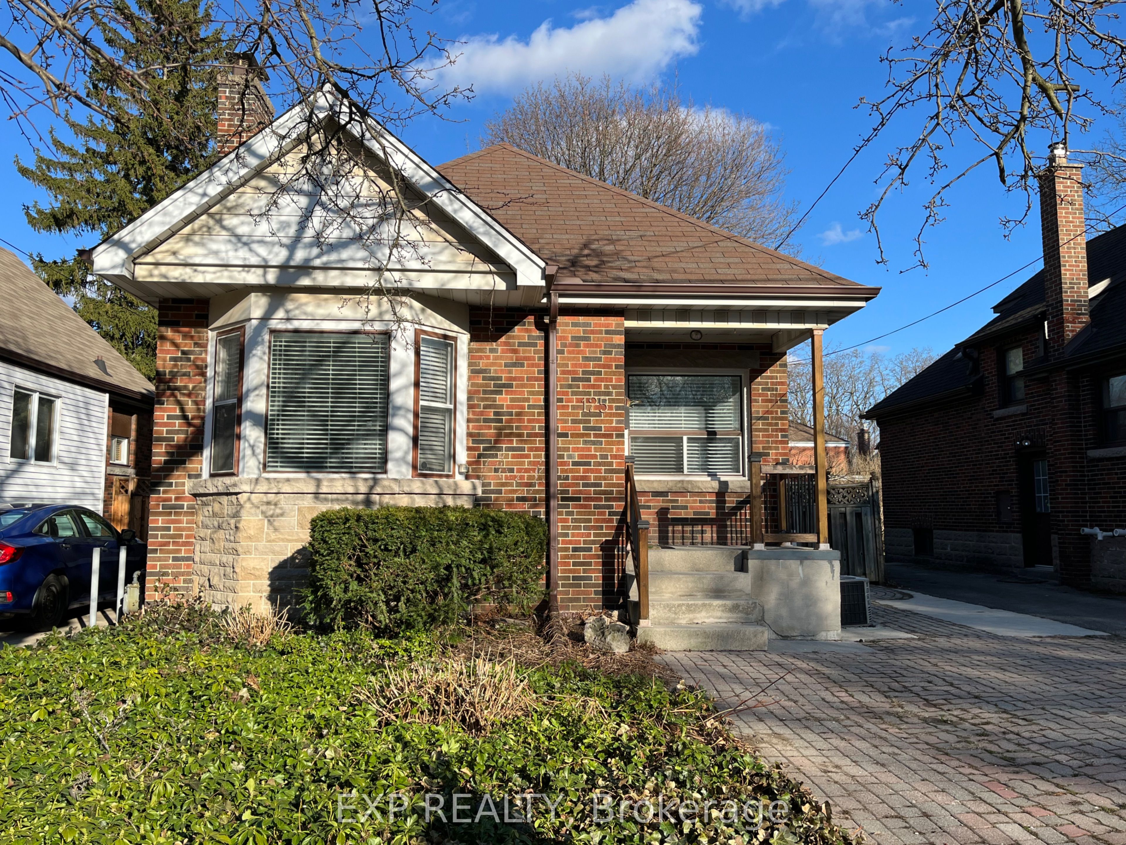125 Haddon Avenue S Property Photo 2