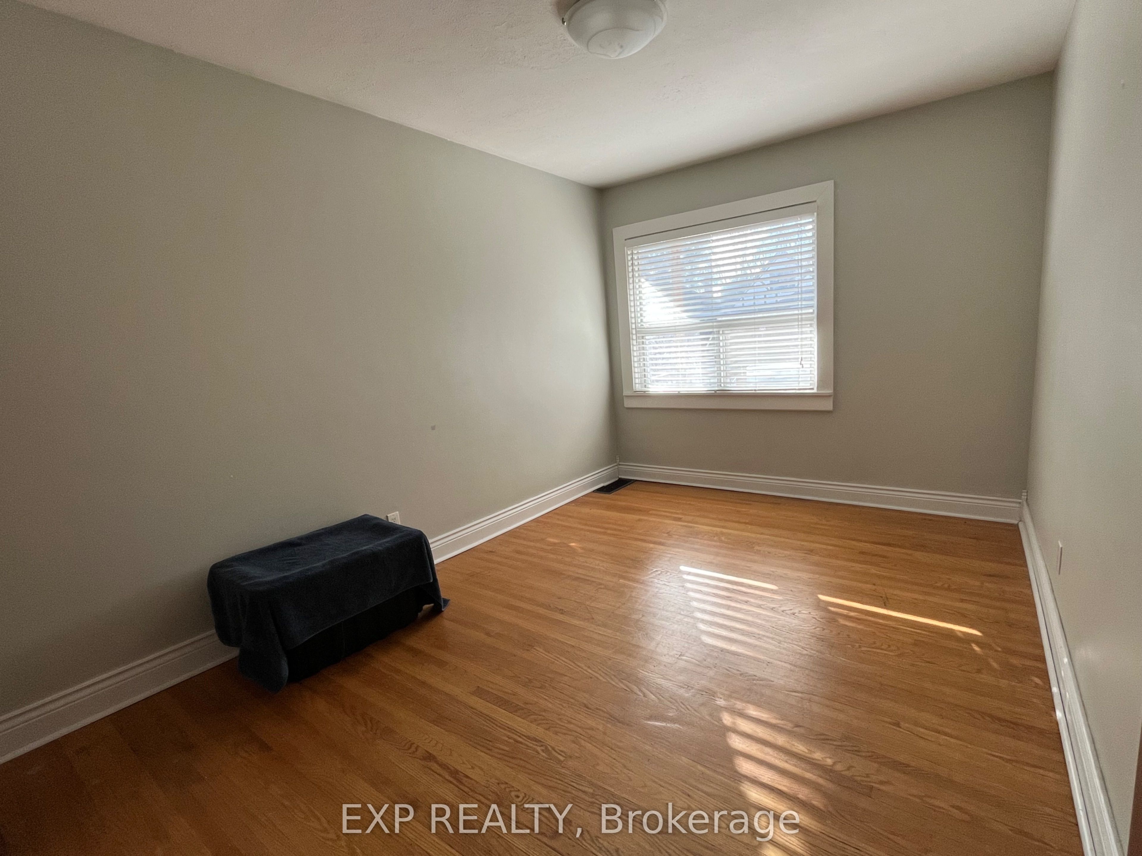 125 Haddon Avenue S Property Photo 5