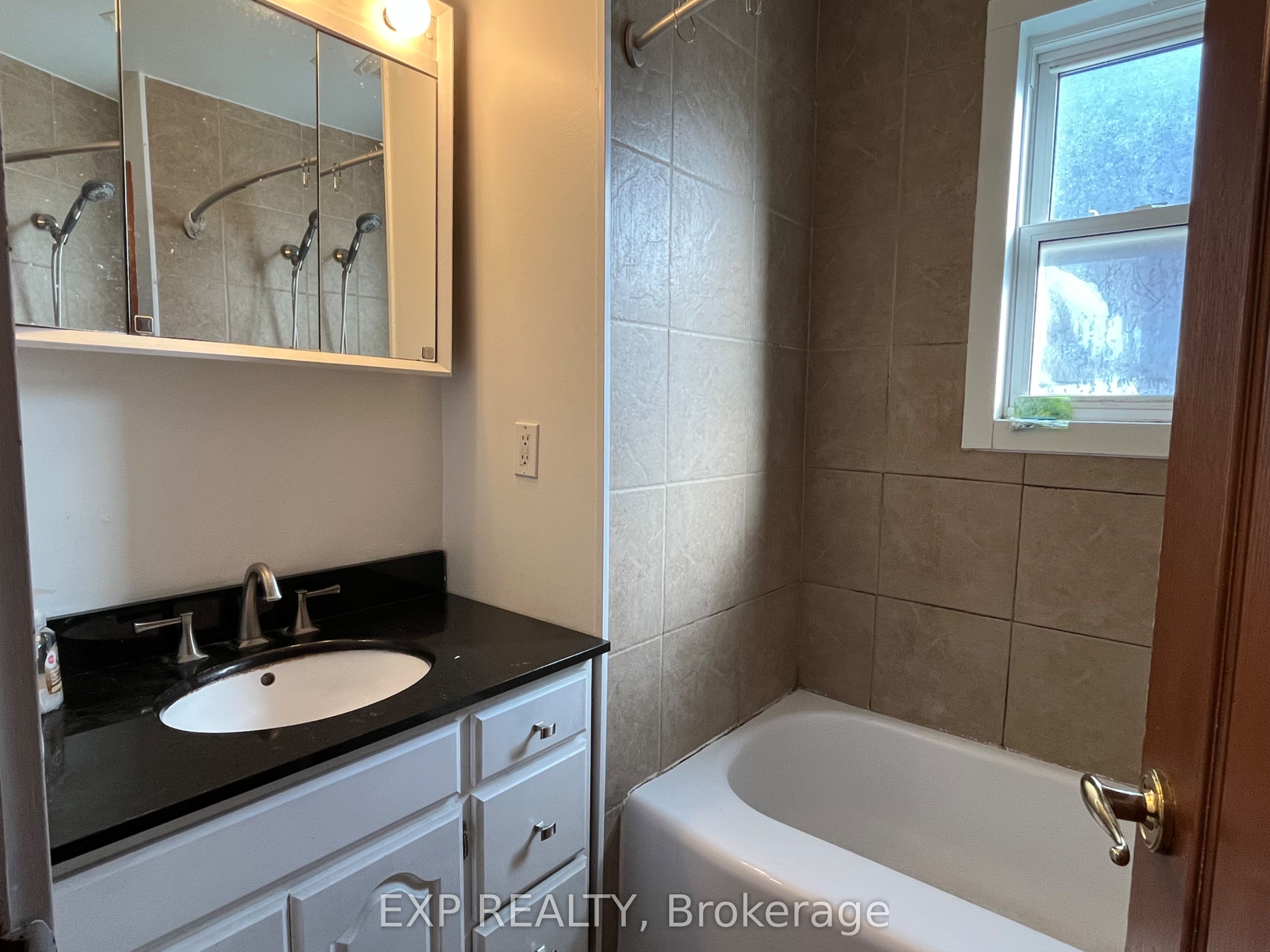 125 Haddon Avenue S Property Photo 8