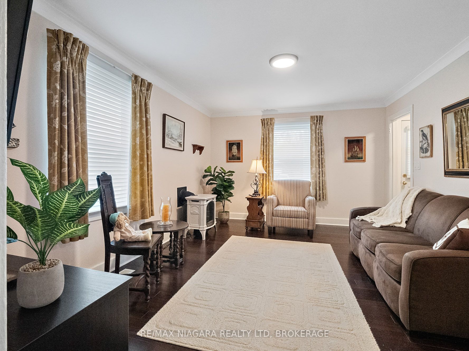 207 Gilmore Road Property Photo 6