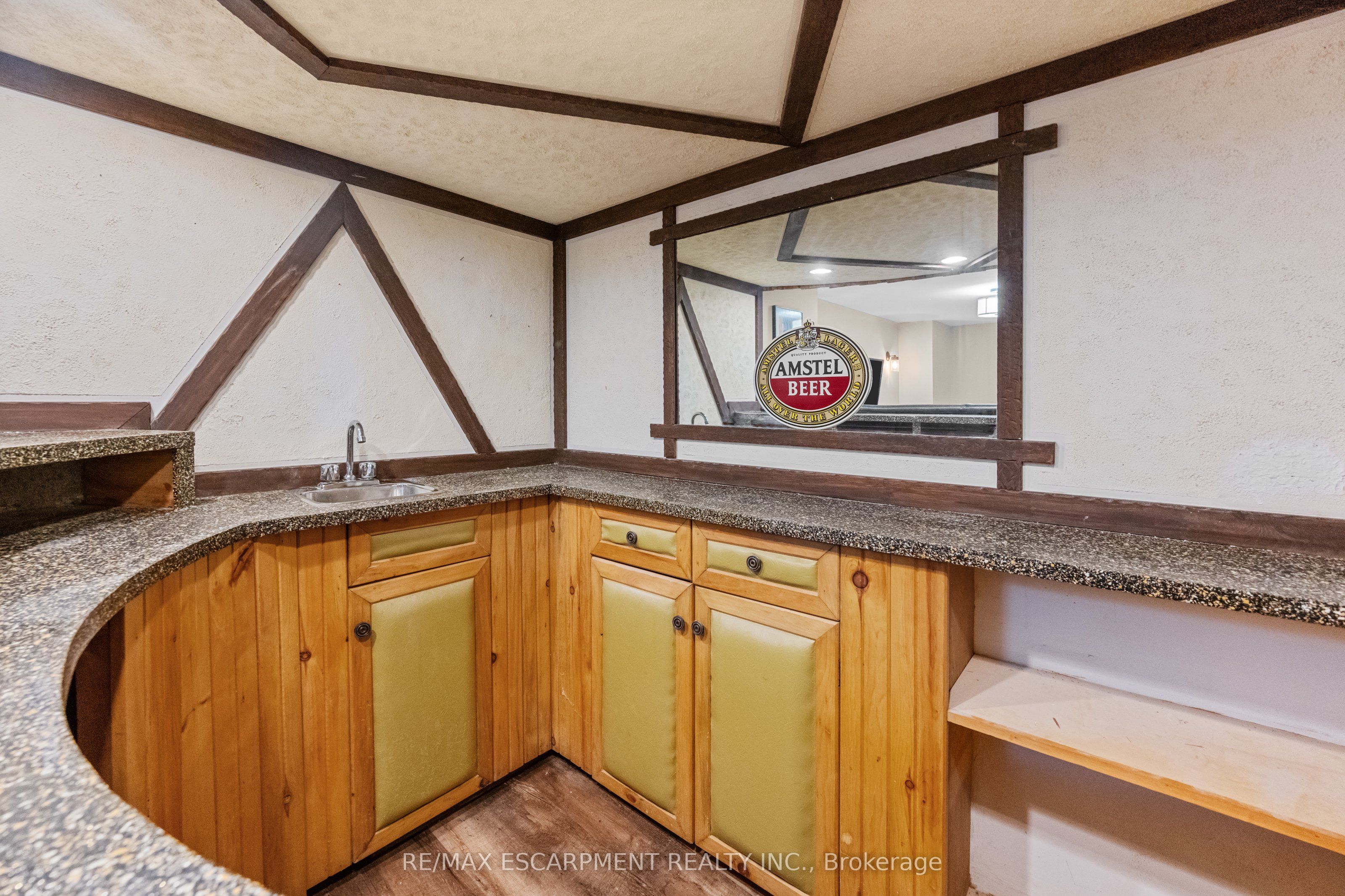 375 Clarendon Drive Property Photo 27