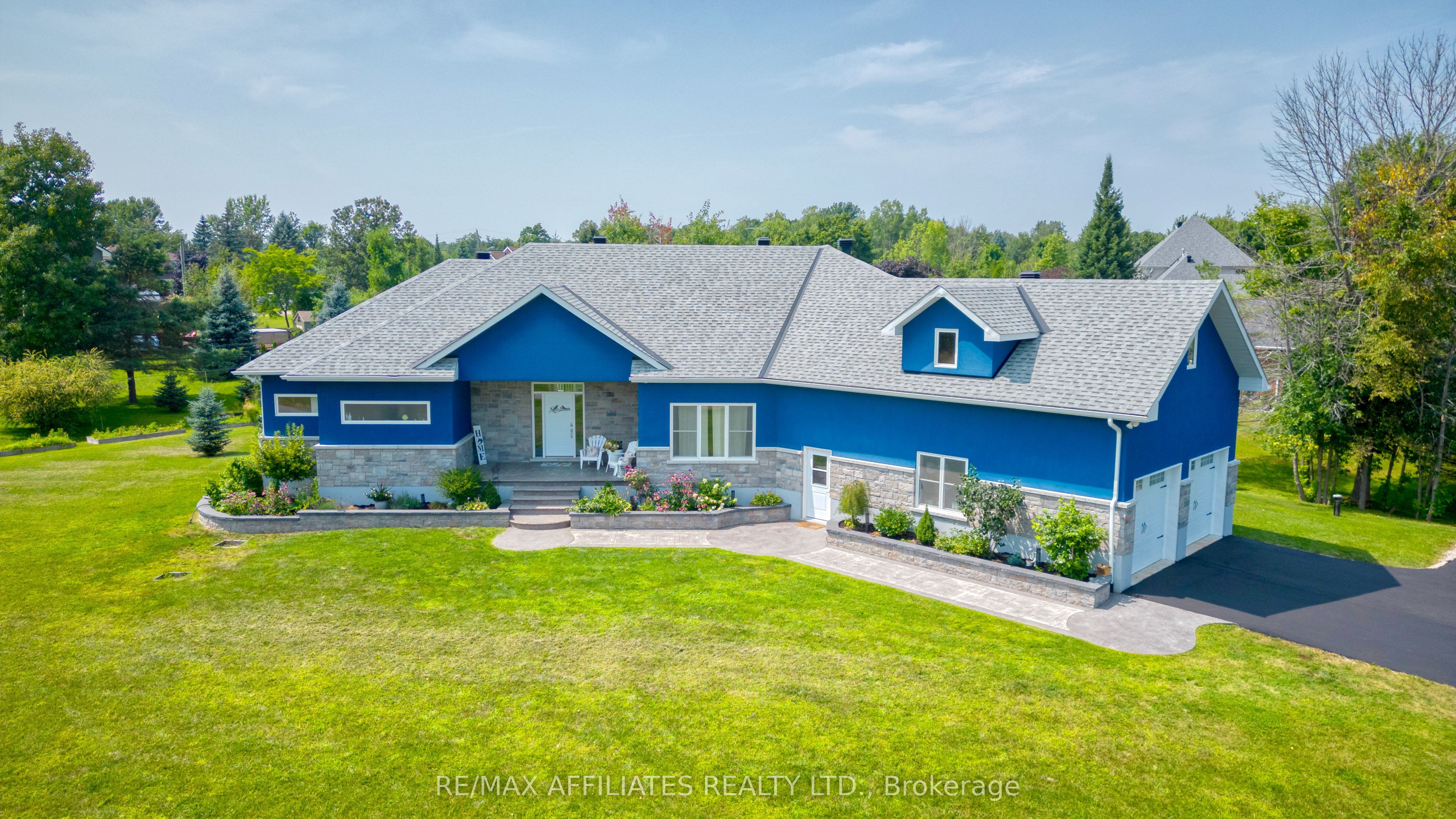23 Tudor Circle Property Photo
