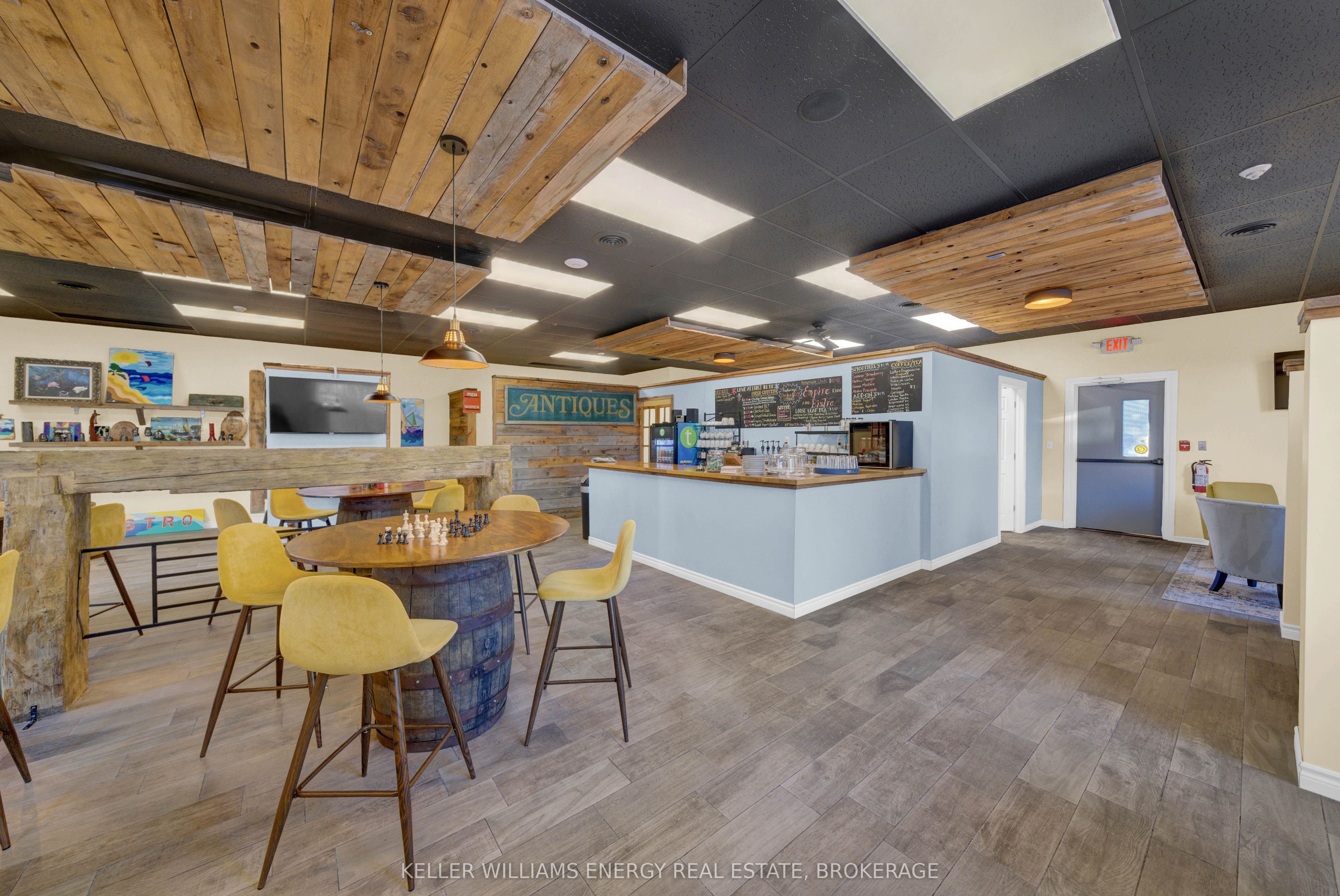 6 Stanley Street Property Photo 6