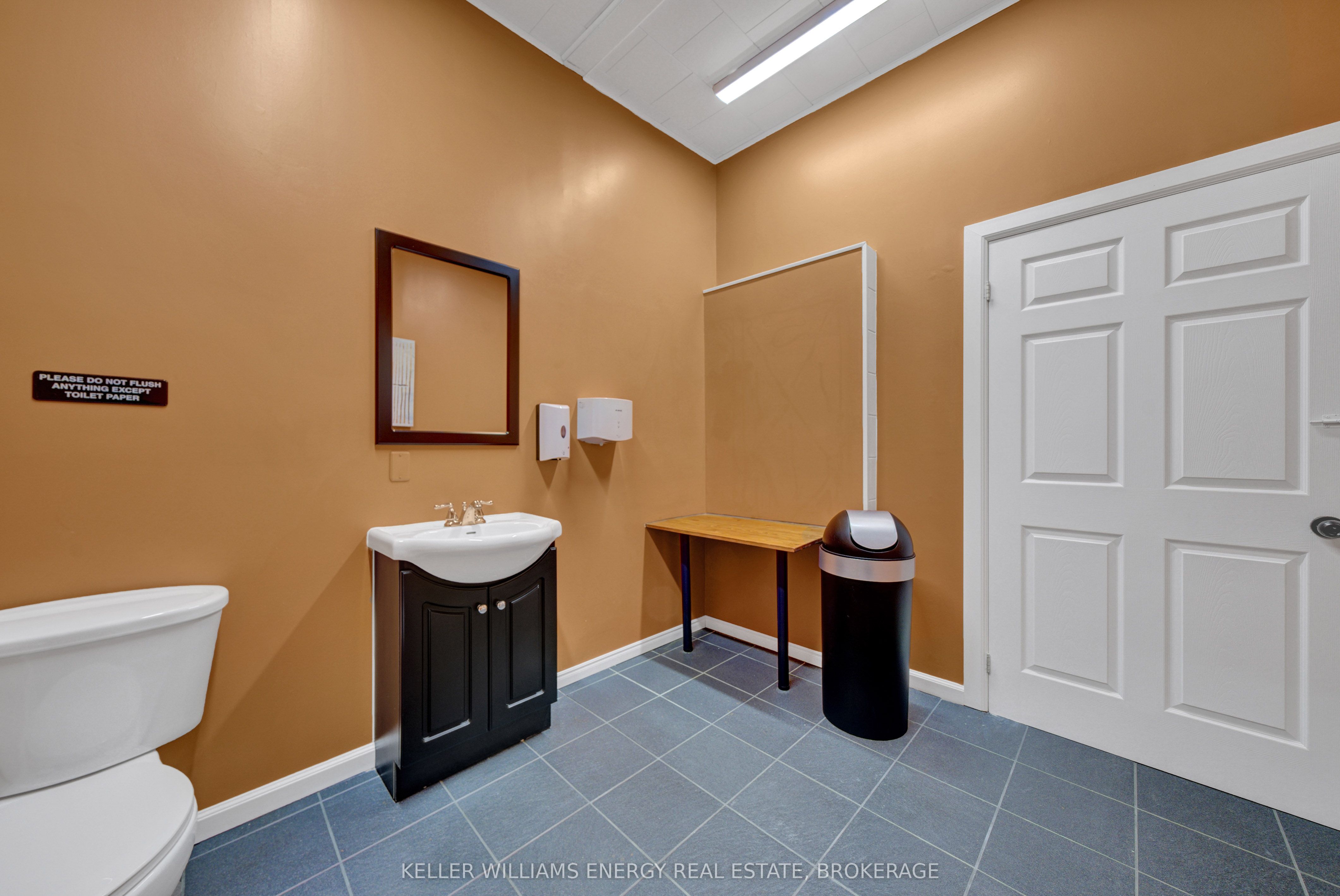 6 Stanley Street Property Photo 10