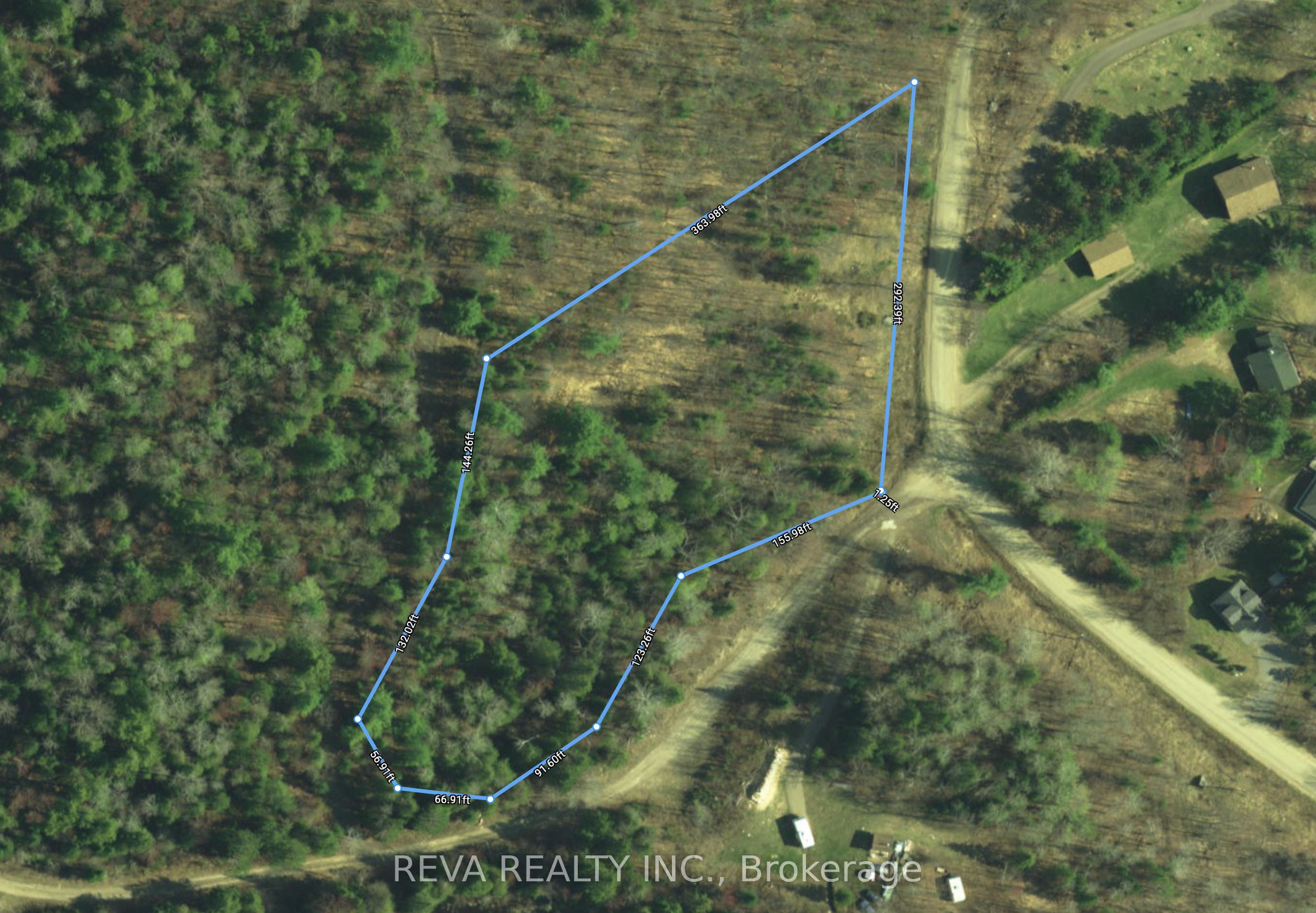 000 Wiltom Drive Property Photo 1