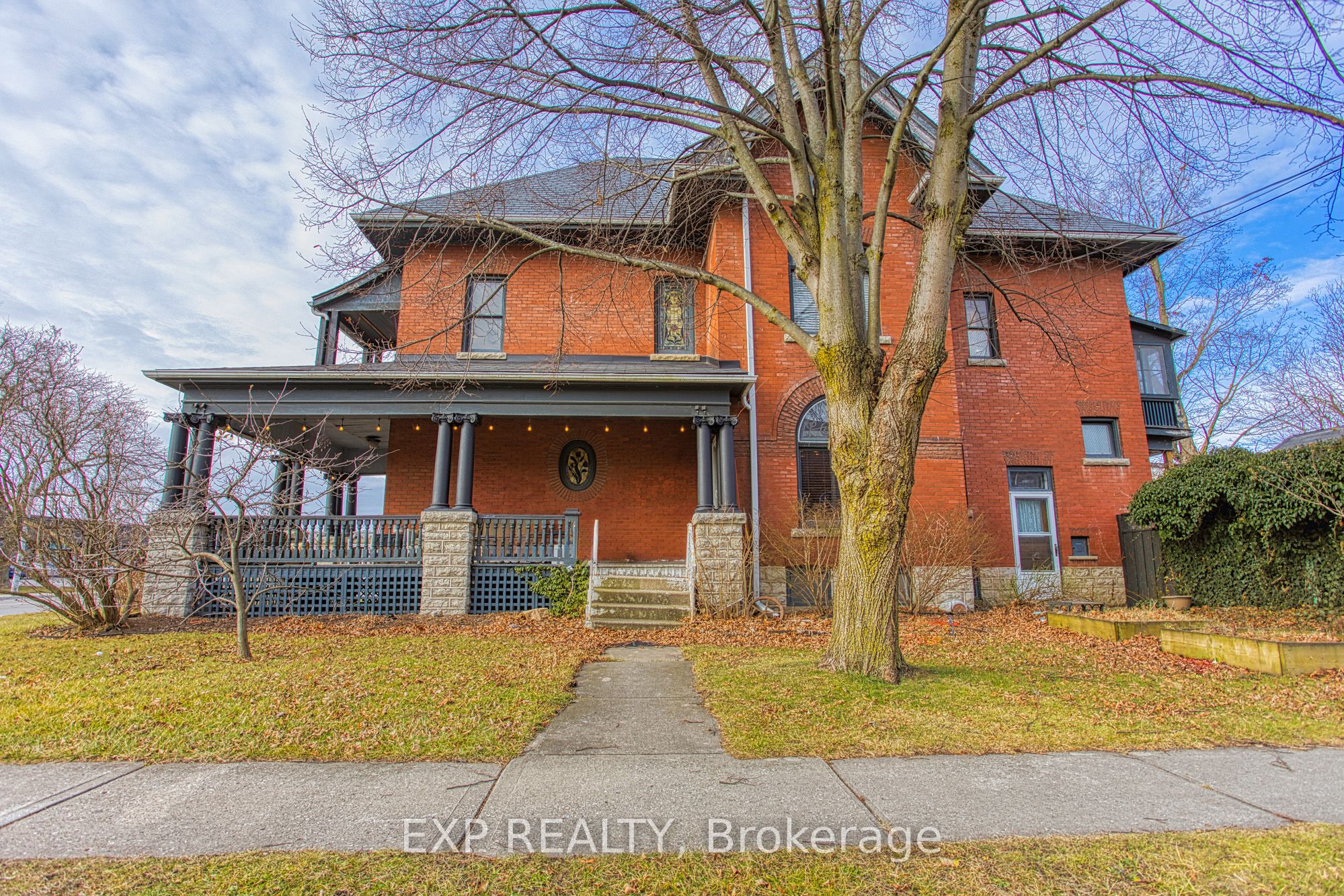 225 Broad Street Property Photo 6